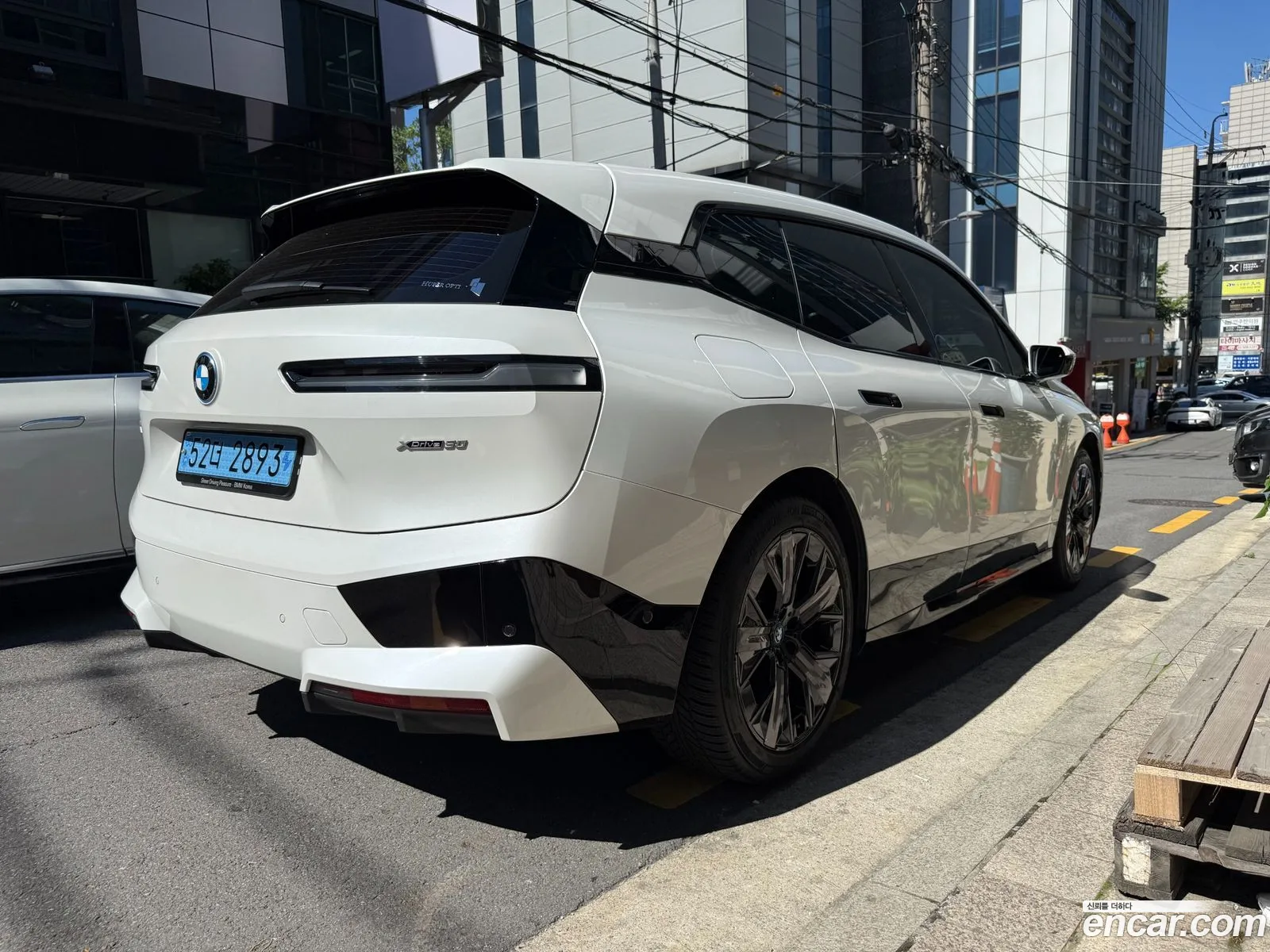 BMW iX 2023 — 7