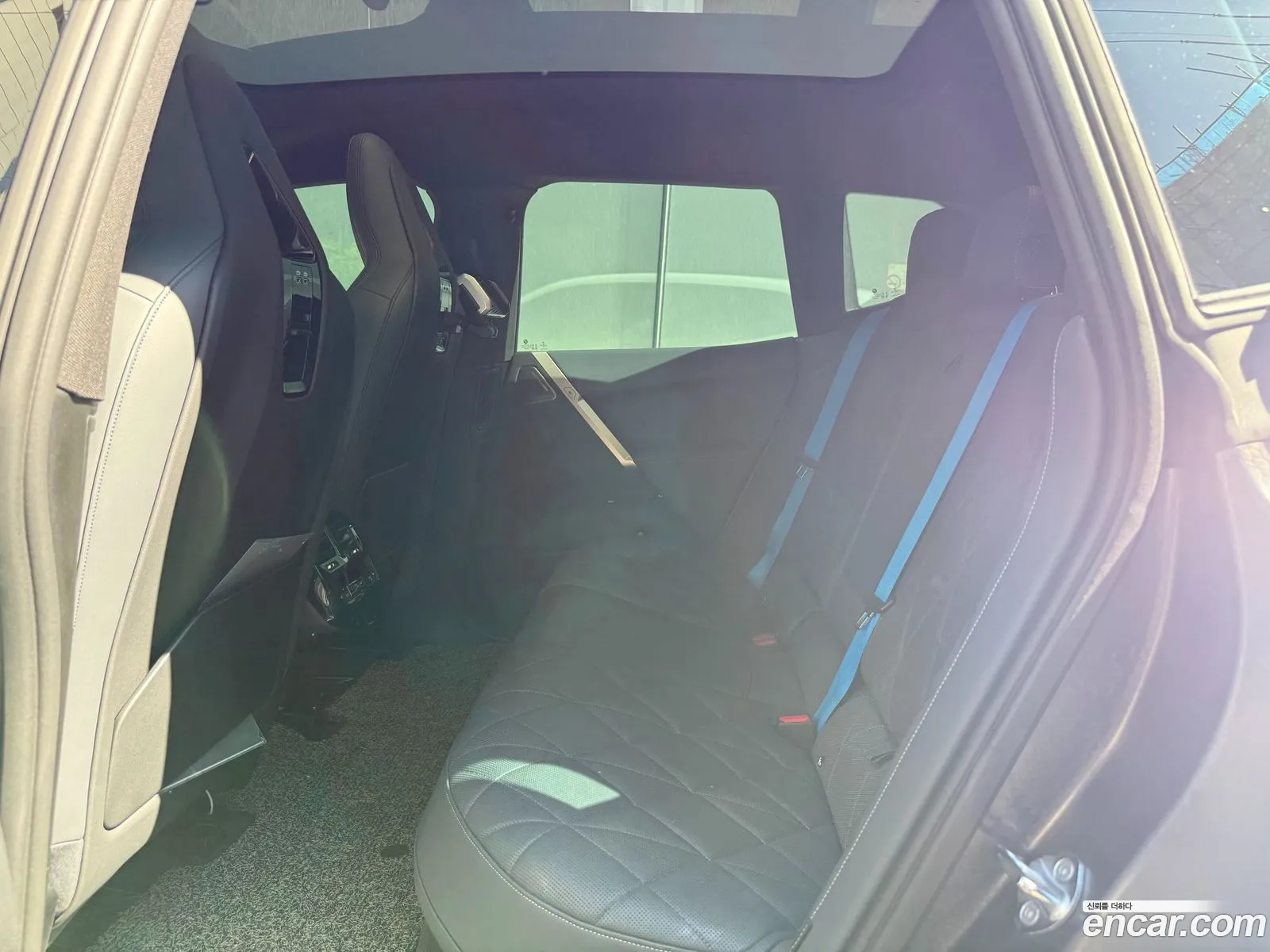 BMW iX 2023 — 14