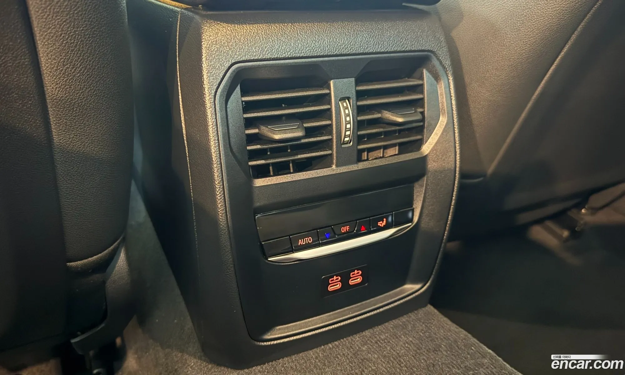BMW 3 Series 2025 — 12