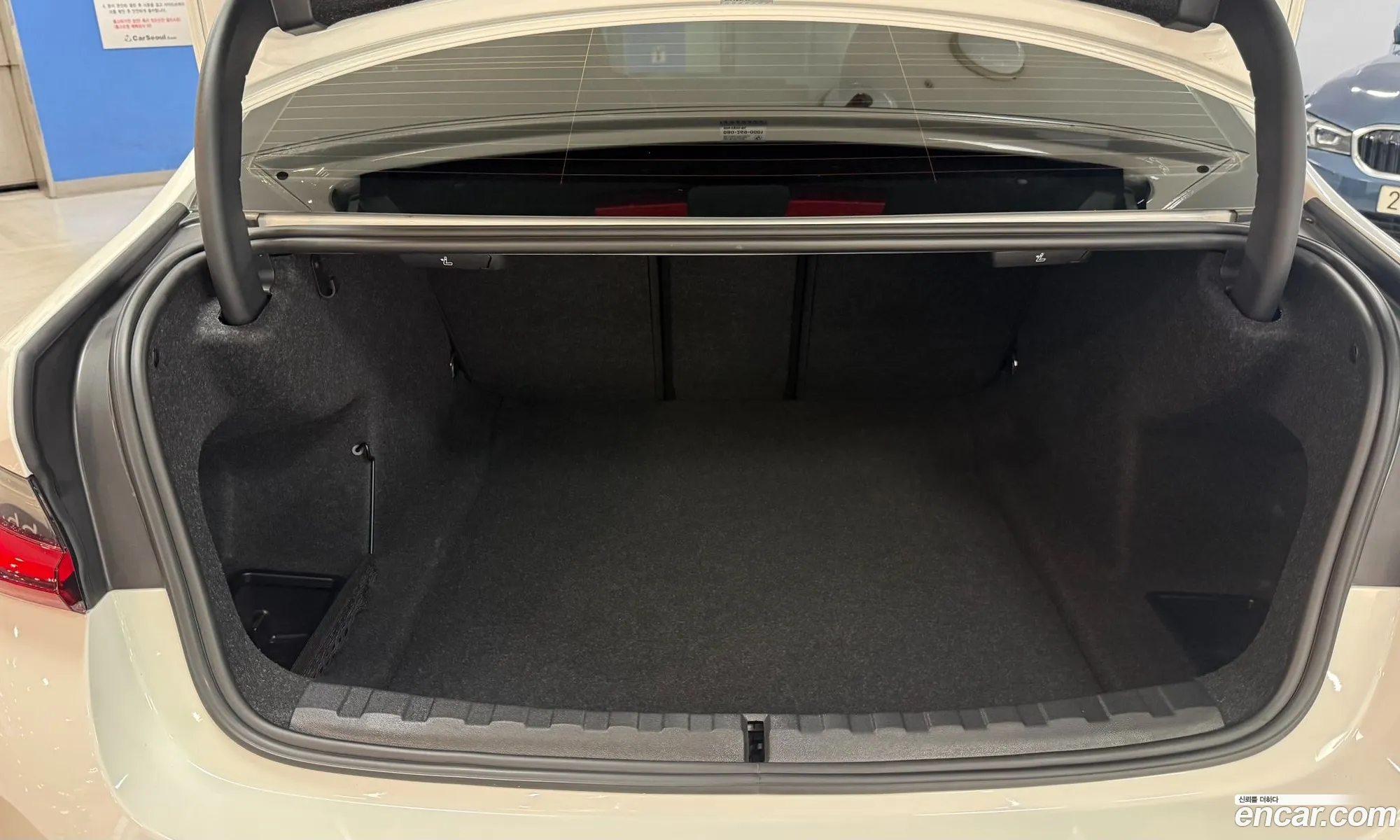 BMW 3 Series 2025 — 5