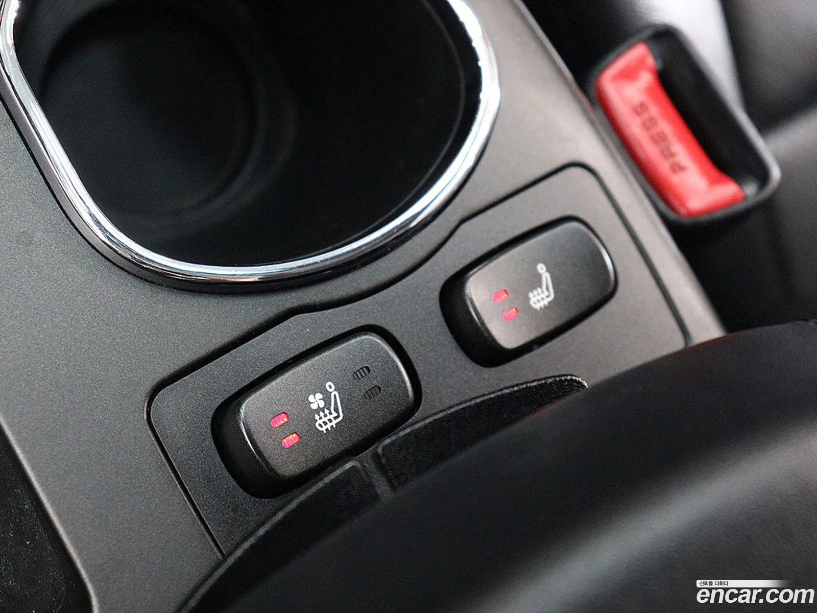 KG Mobility (SsangYong) Korando C 2015 — 18