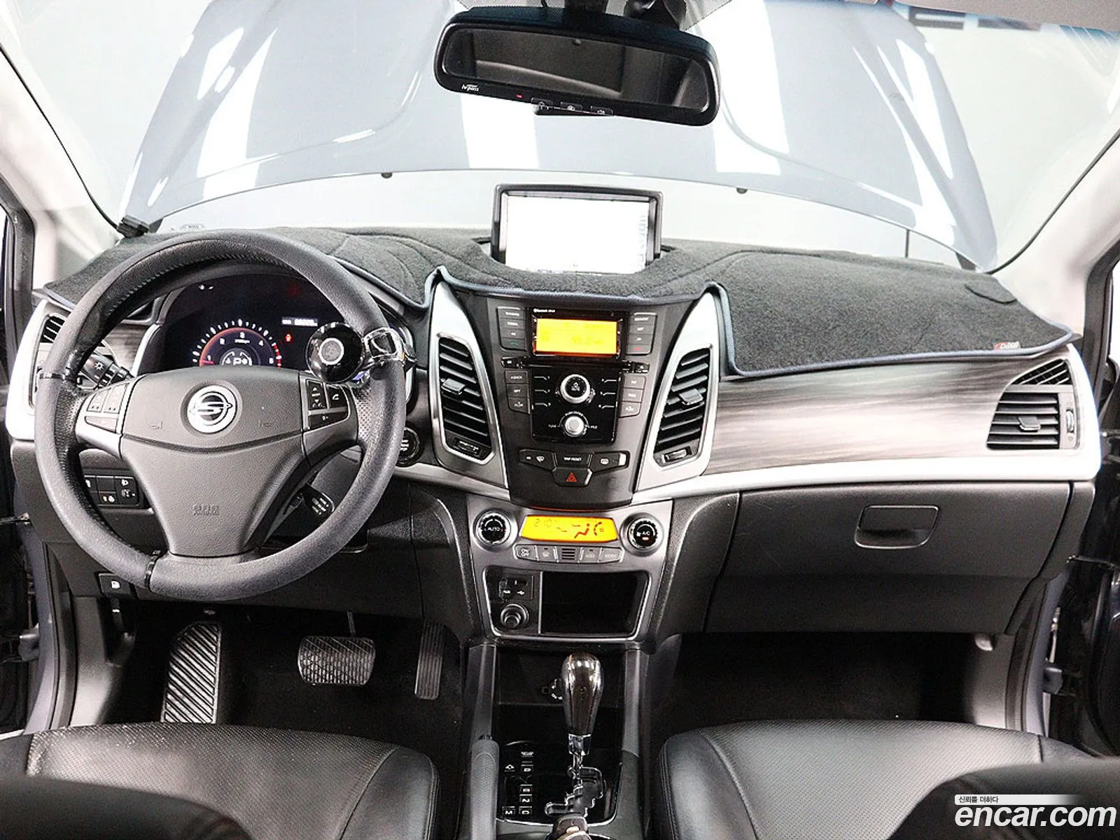 KG Mobility (SsangYong) Korando C 2015 — 9