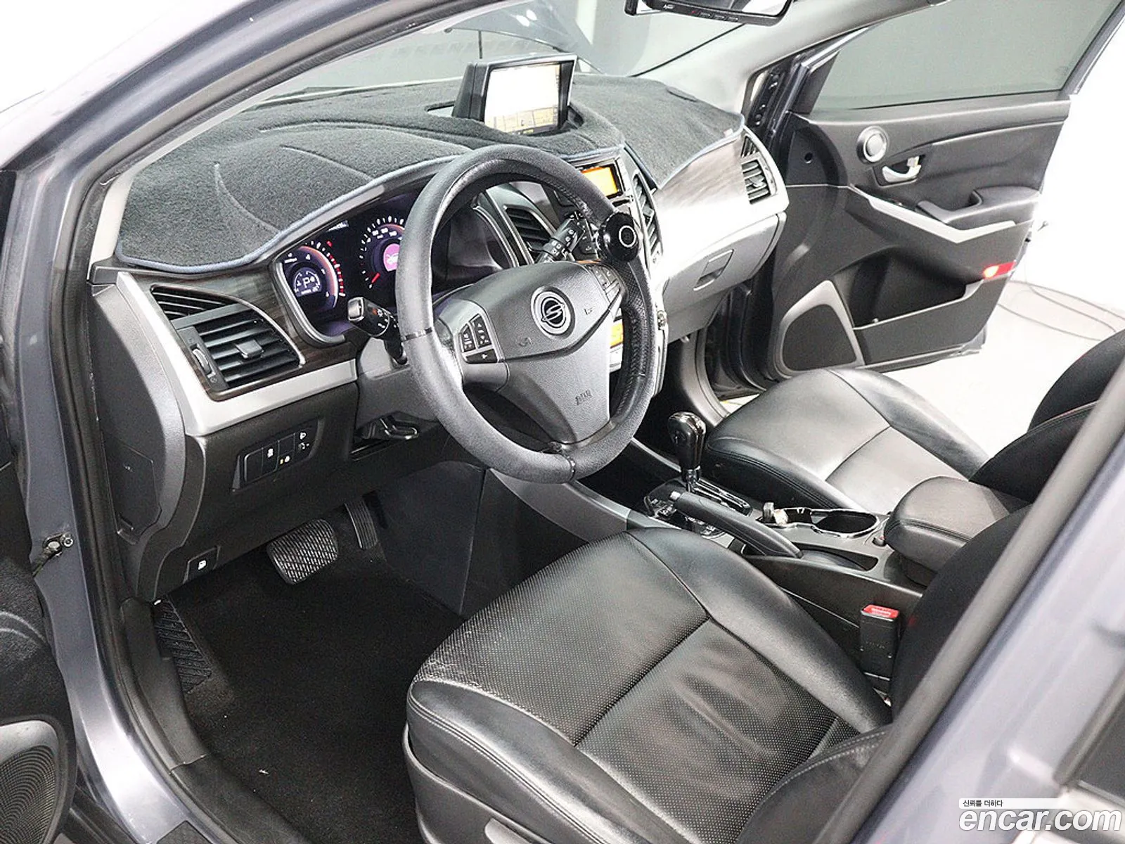 KG Mobility (SsangYong) Korando C 2015 — 20
