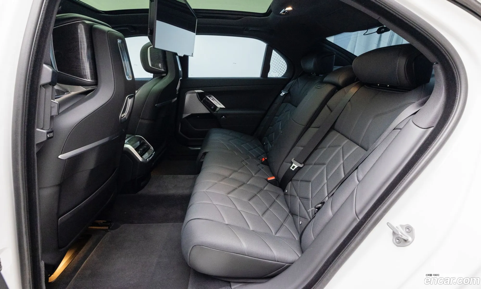 BMW i7 2026 — 10