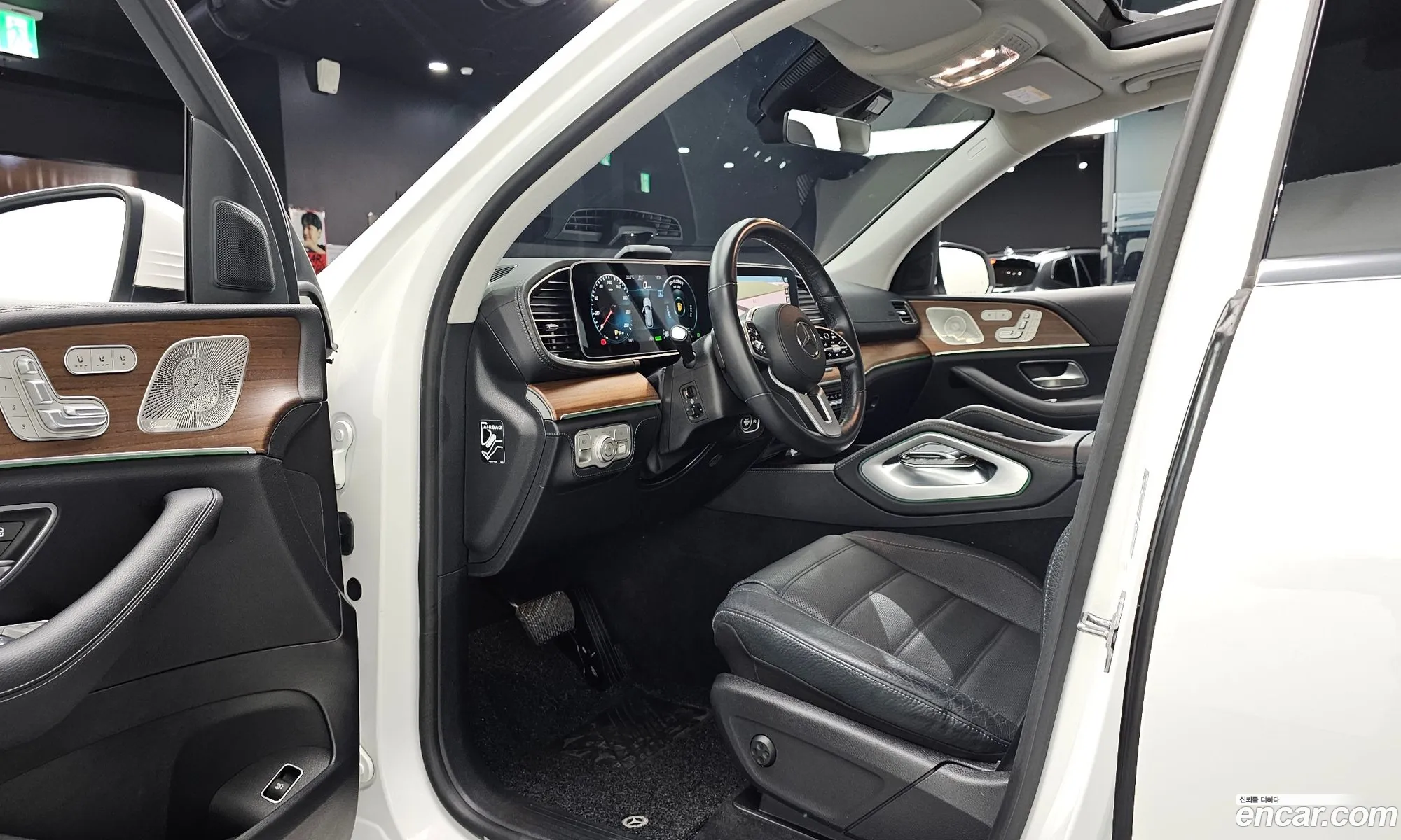 Mercedes-Benz GLE-Class W167 2021 — 17