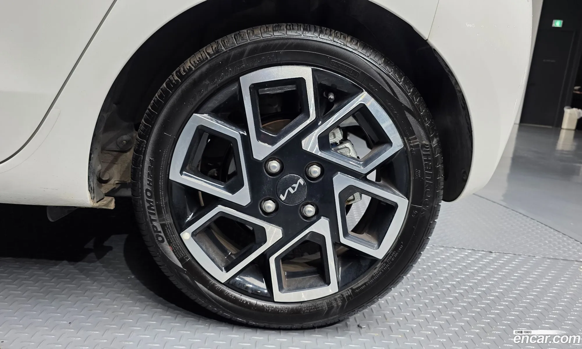 Kia Kia Ray 2023 — 24
