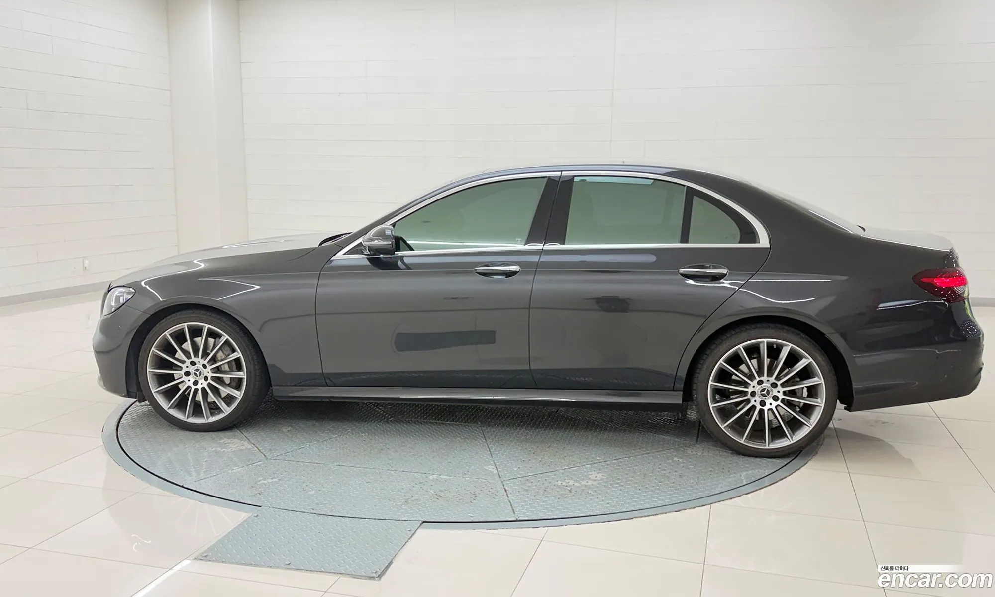 Mercedes-Benz E-Class W213 2021 — 9