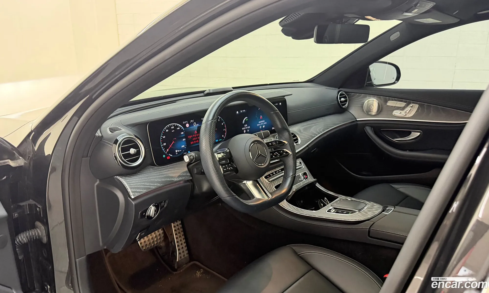Mercedes-Benz E-Class W213 2021 — 15