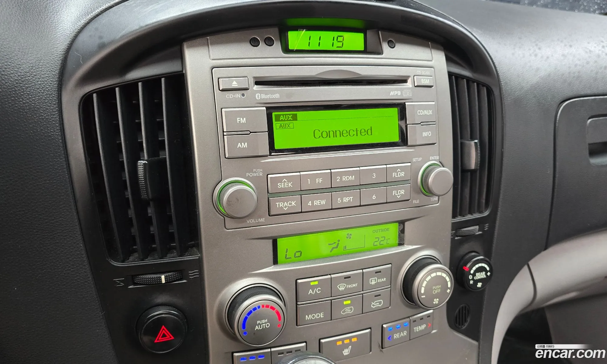 Hyundai Grand Starex 2012 — 22
