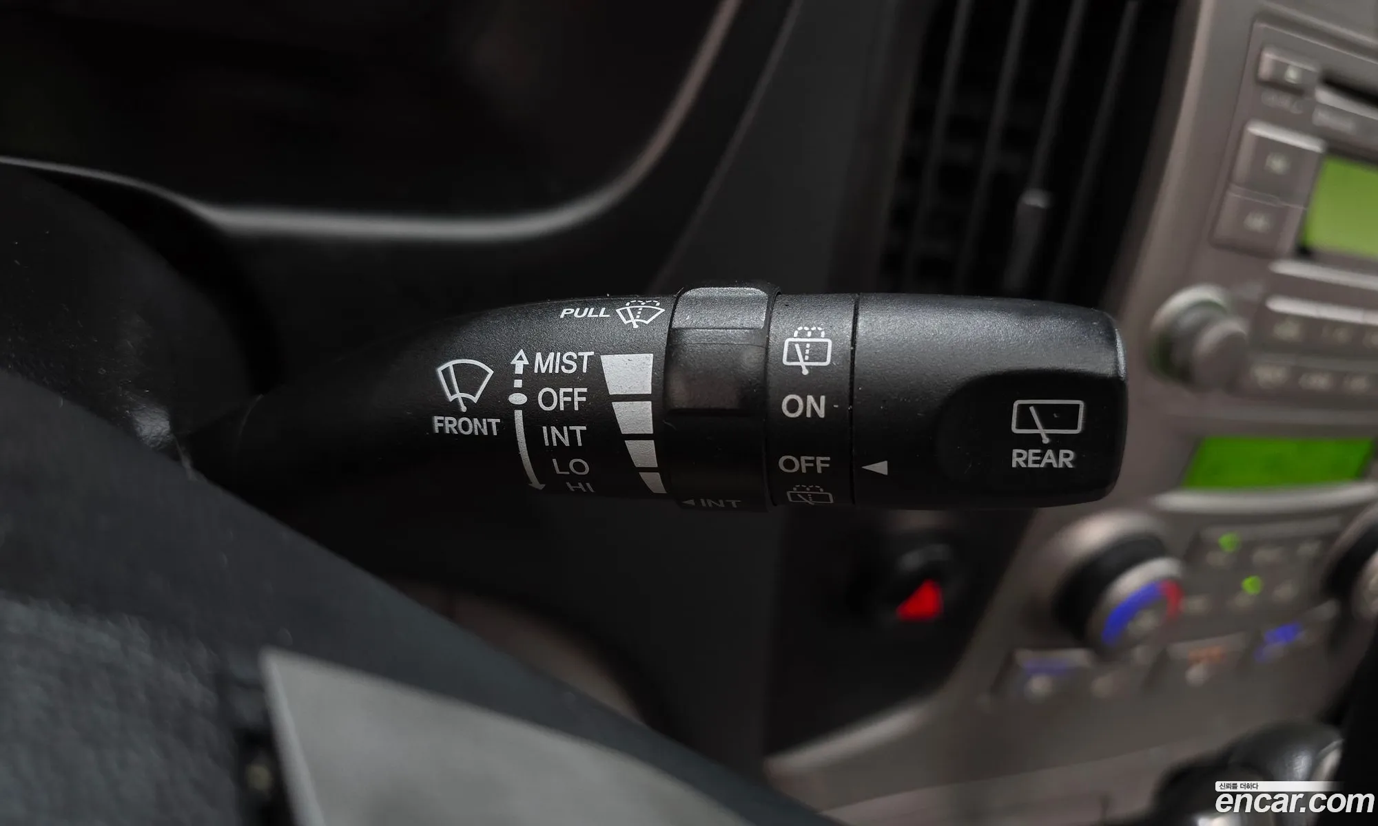 Hyundai Grand Starex 2012 — 19