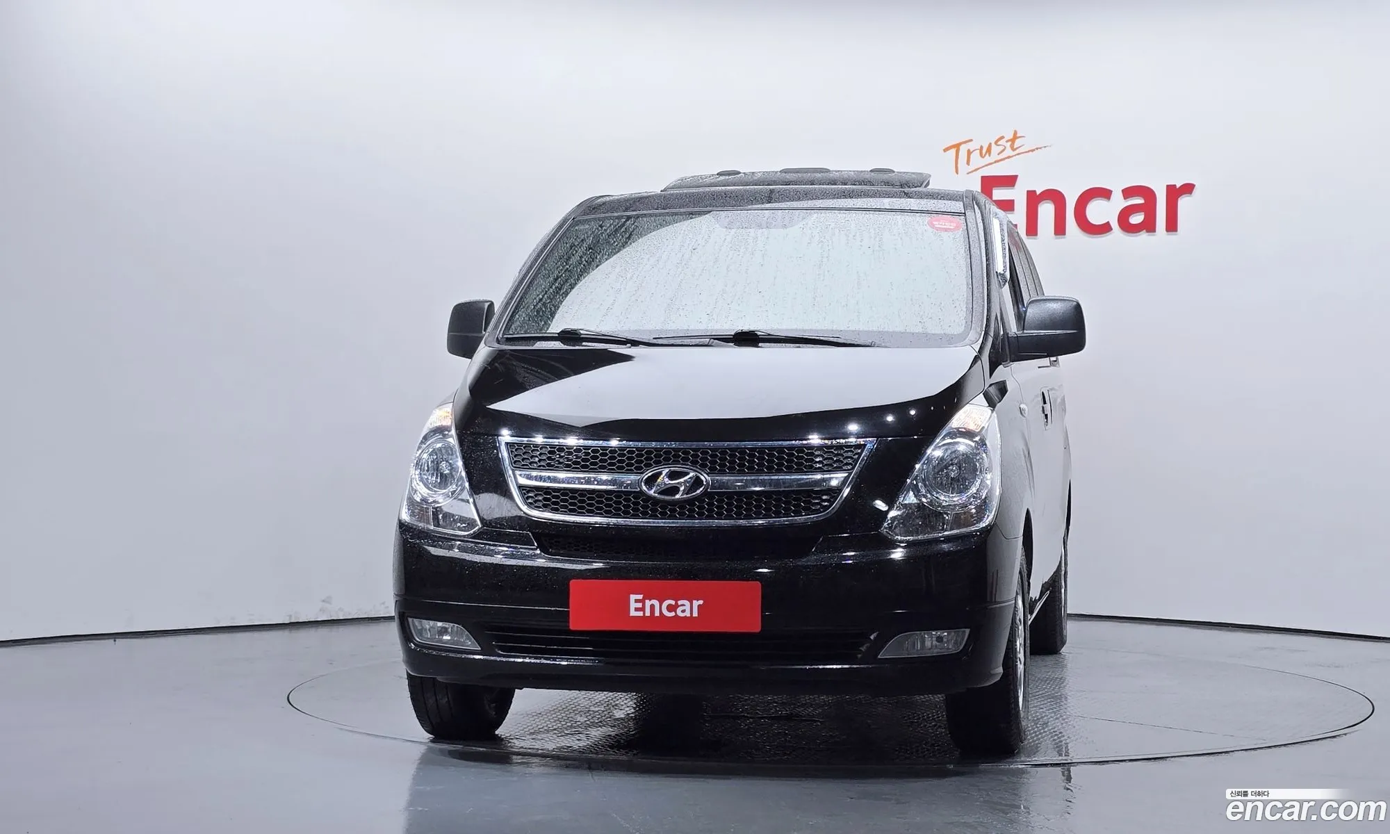 Hyundai Grand Starex 2012 — 31
