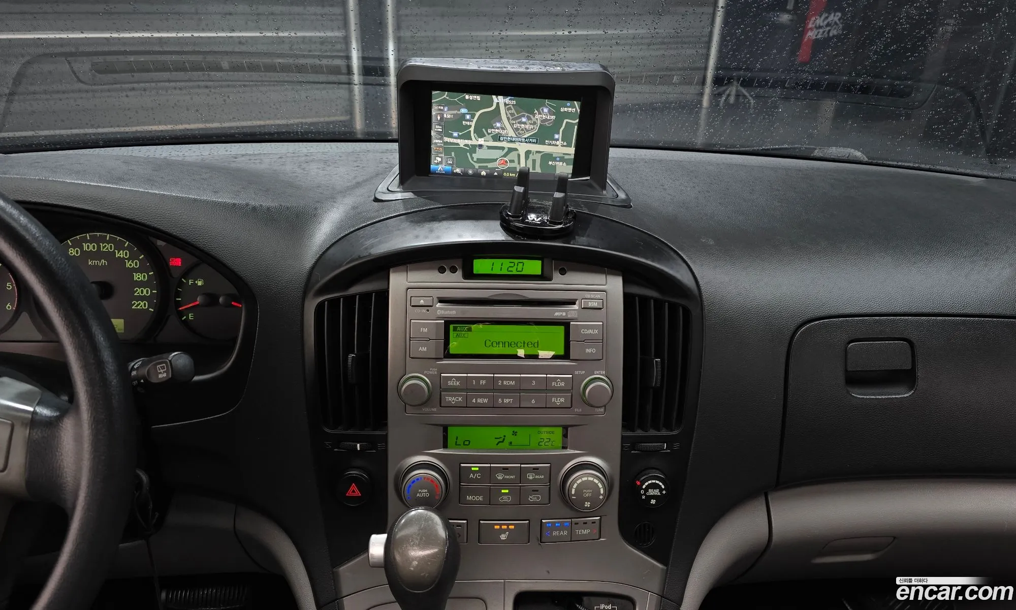 Hyundai Grand Starex 2012 — 13