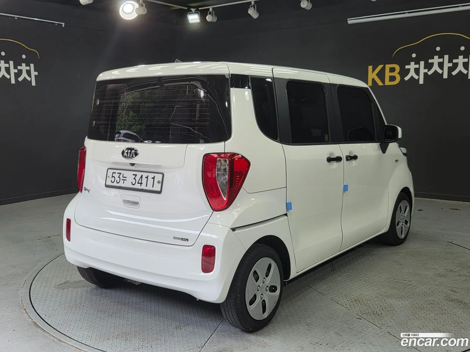 Kia Ray 2017 — 10