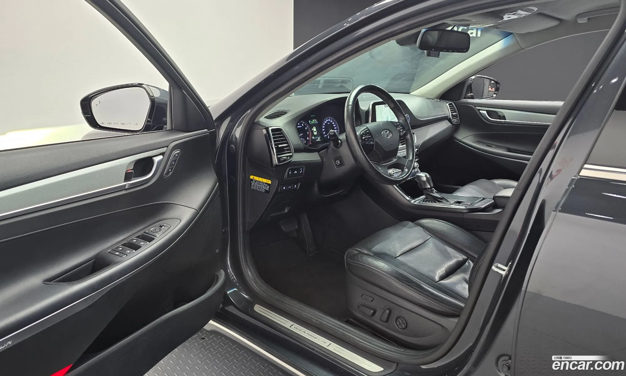 Hyundai Grandeur IG 2017 — 12