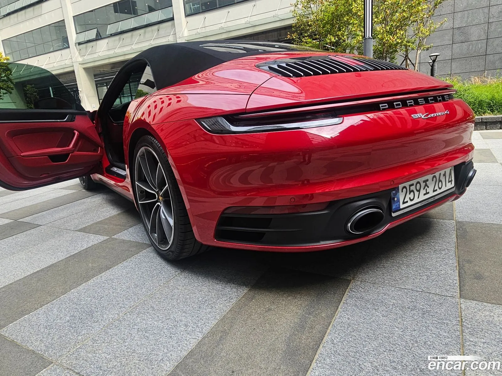 Porsche 911 2023 — 10