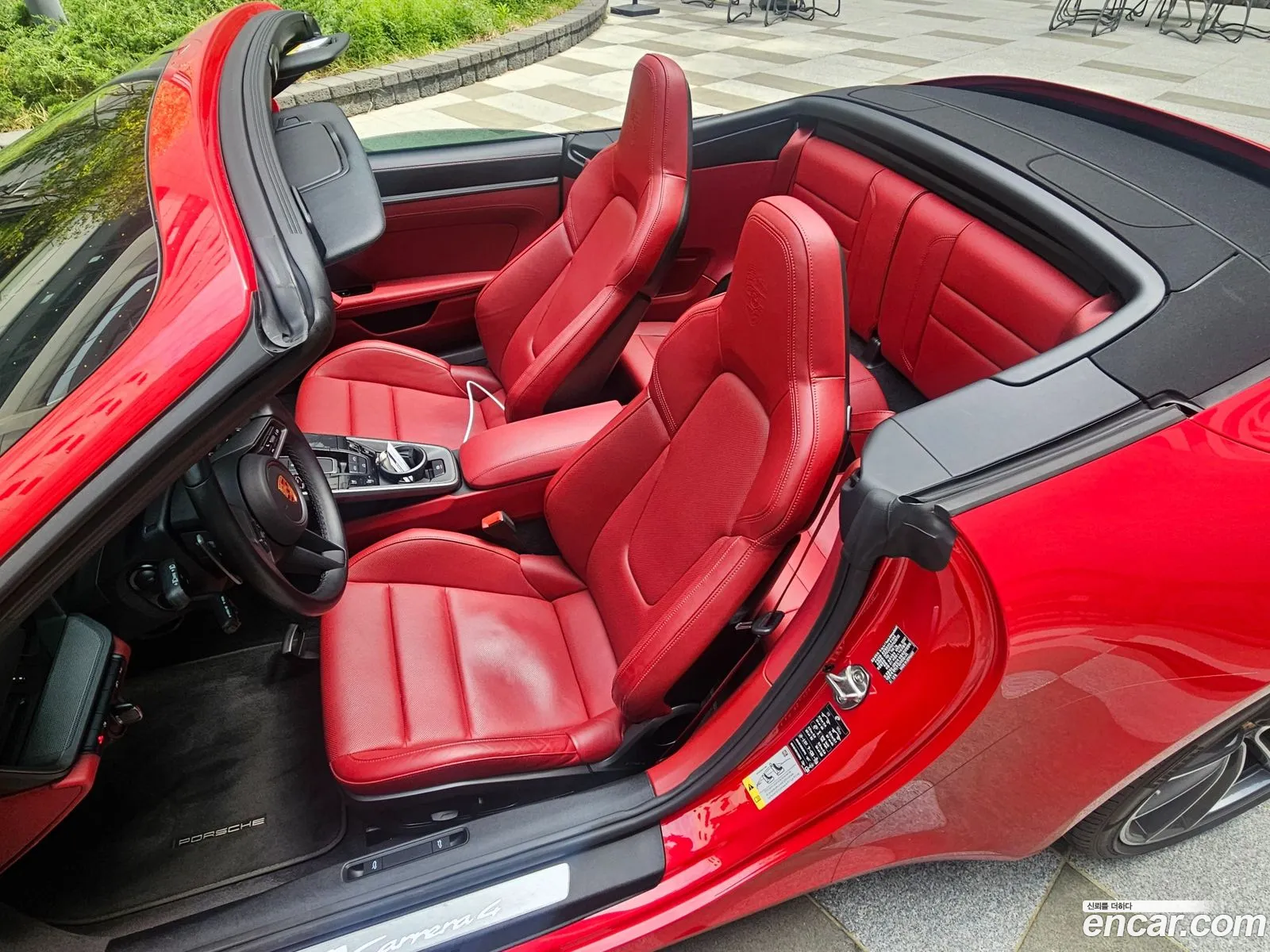 Porsche 911 2023 — 16
