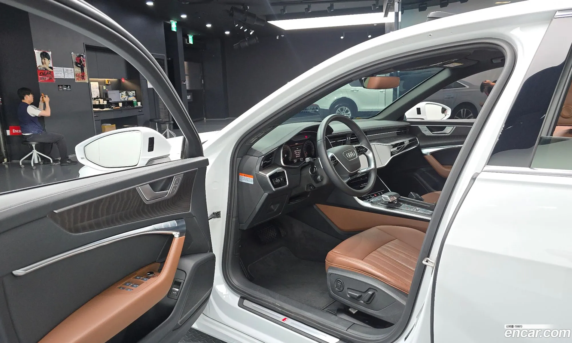 Audi A6 2023 WAUZZZF21PN038776 — 8