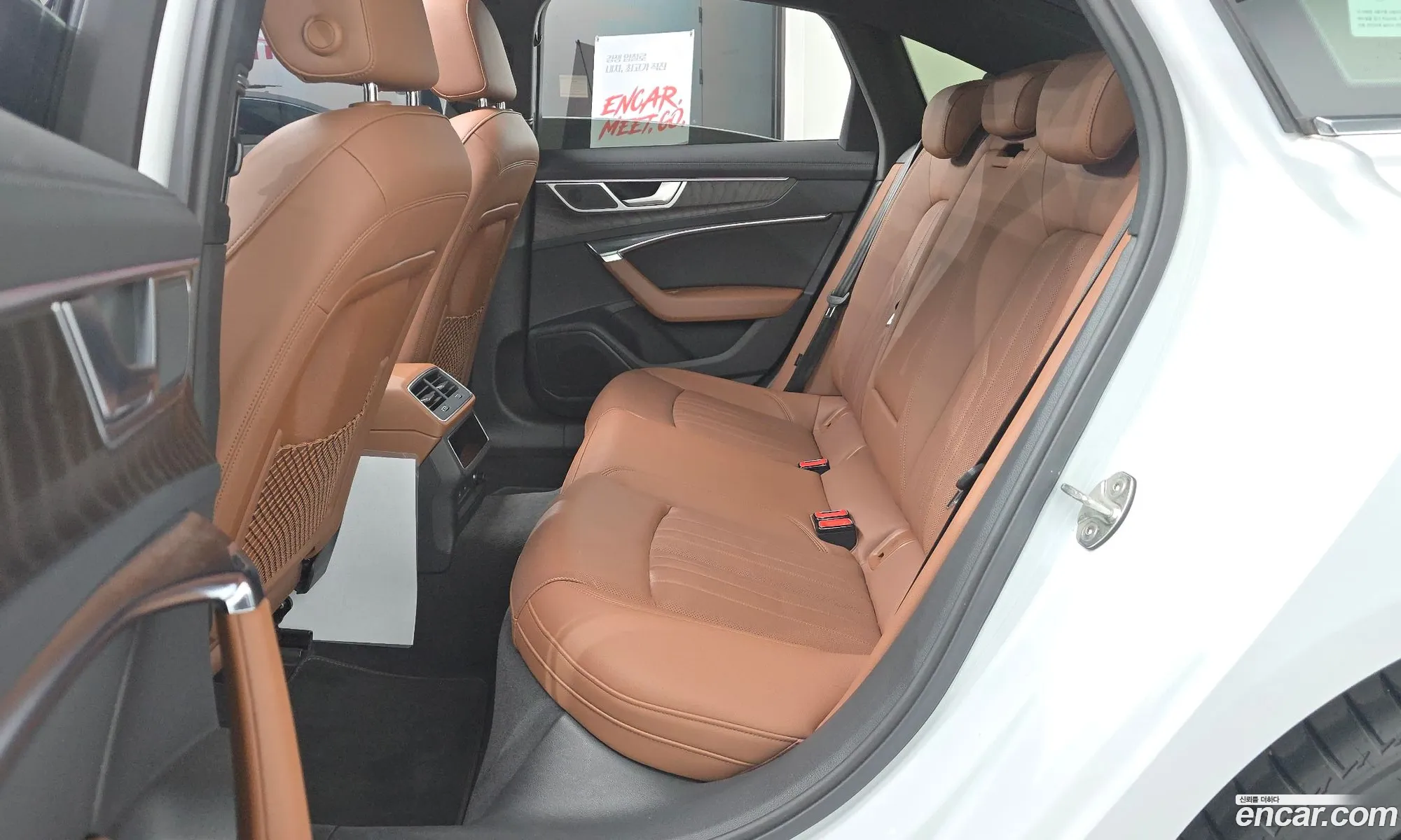 Audi A6 2023 WAUZZZF21PN038776 — 9