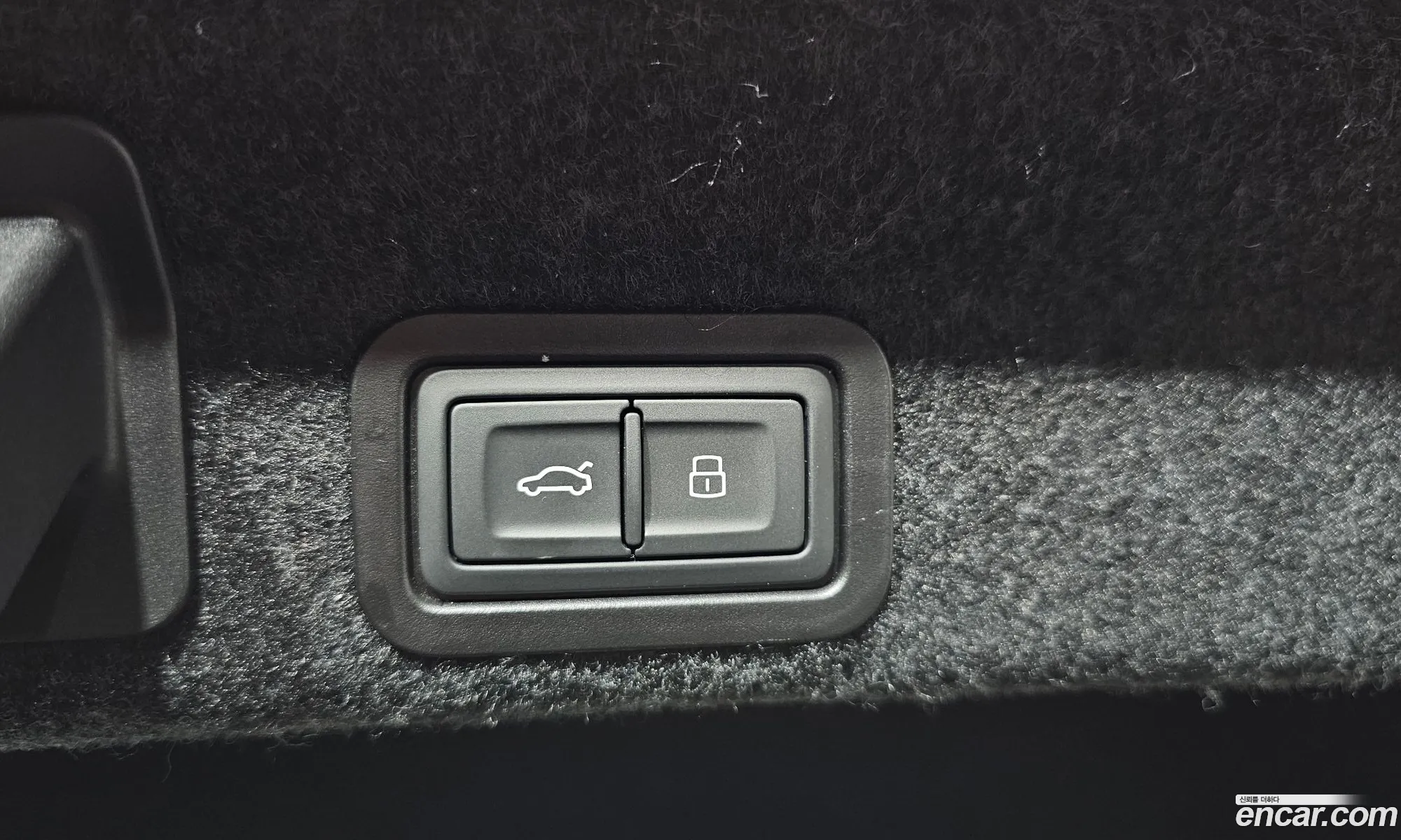 Audi A6 2023 WAUZZZF21PN038776 — 3