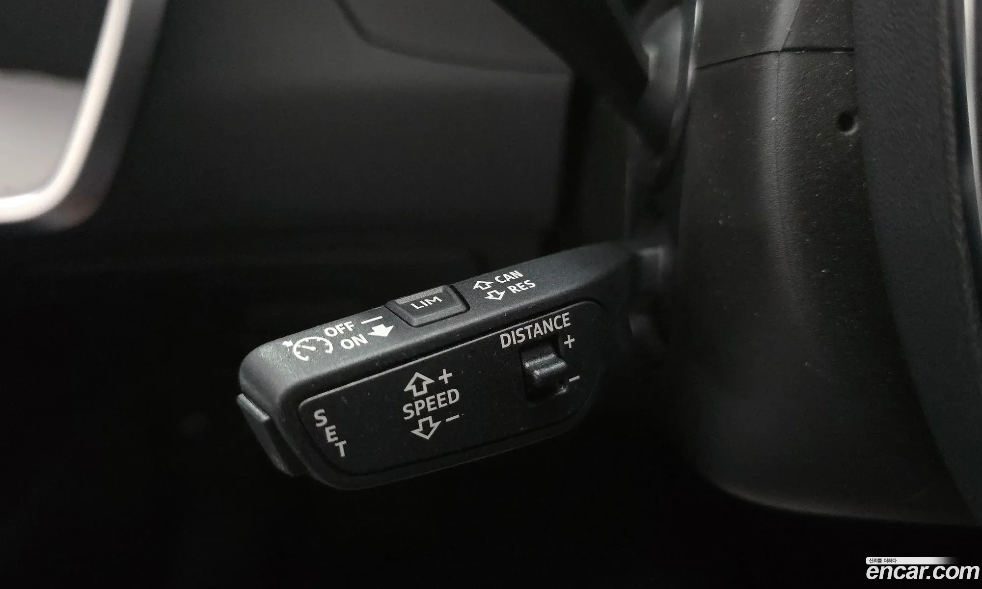 Audi A6 2023 WAUZZZF21PN038776 — 23