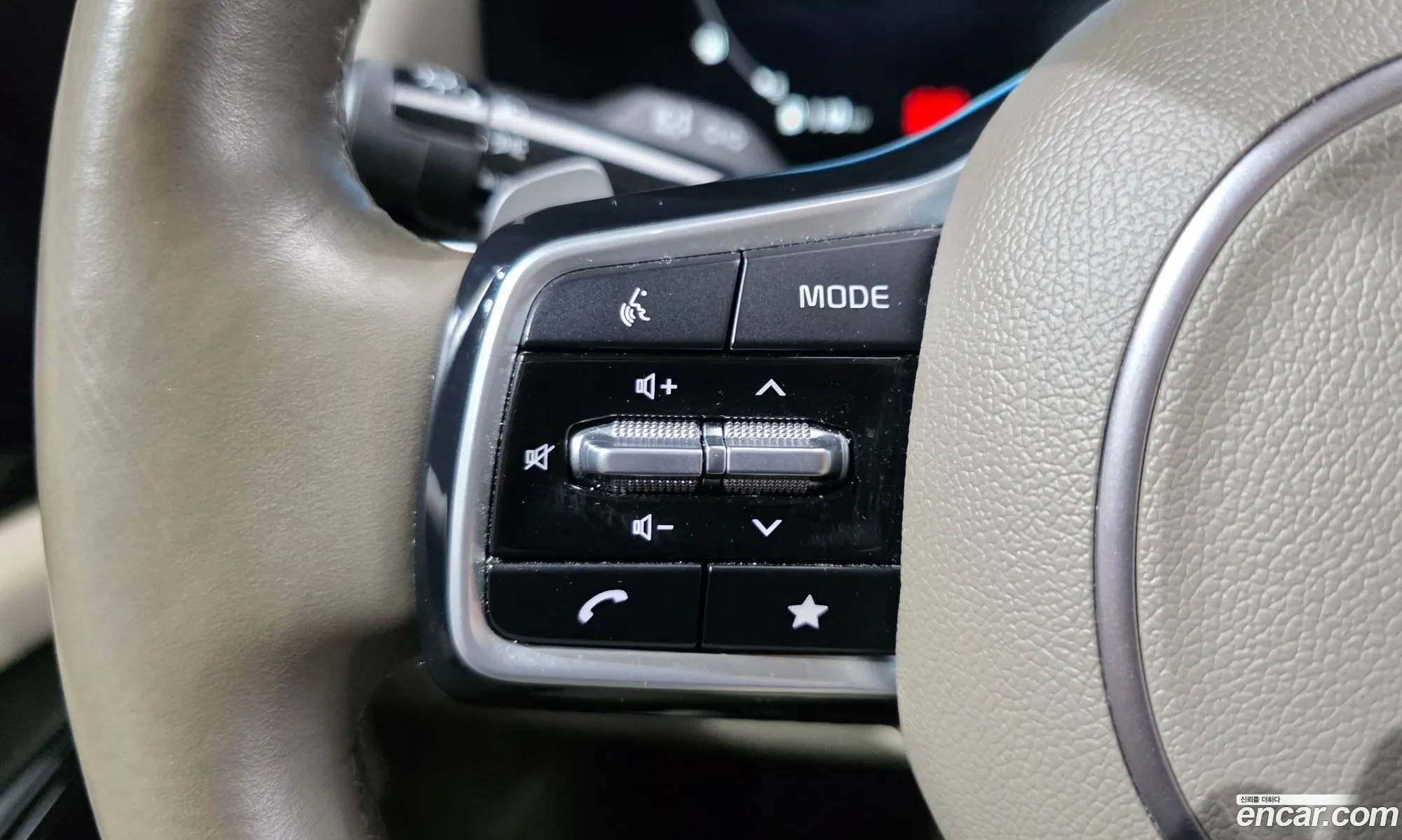 Kia Carnival 2021 — 15