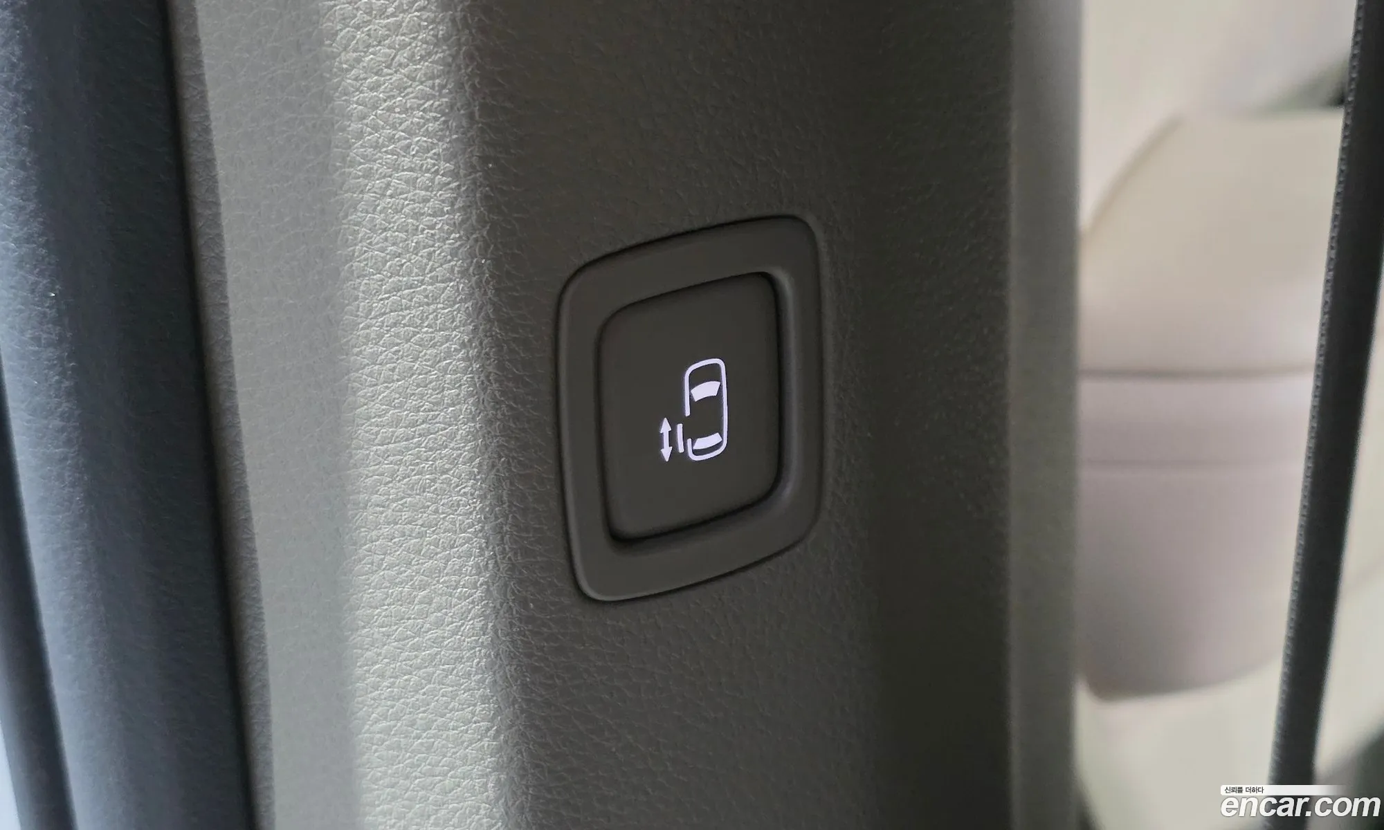 Kia Carnival 2021 — 25