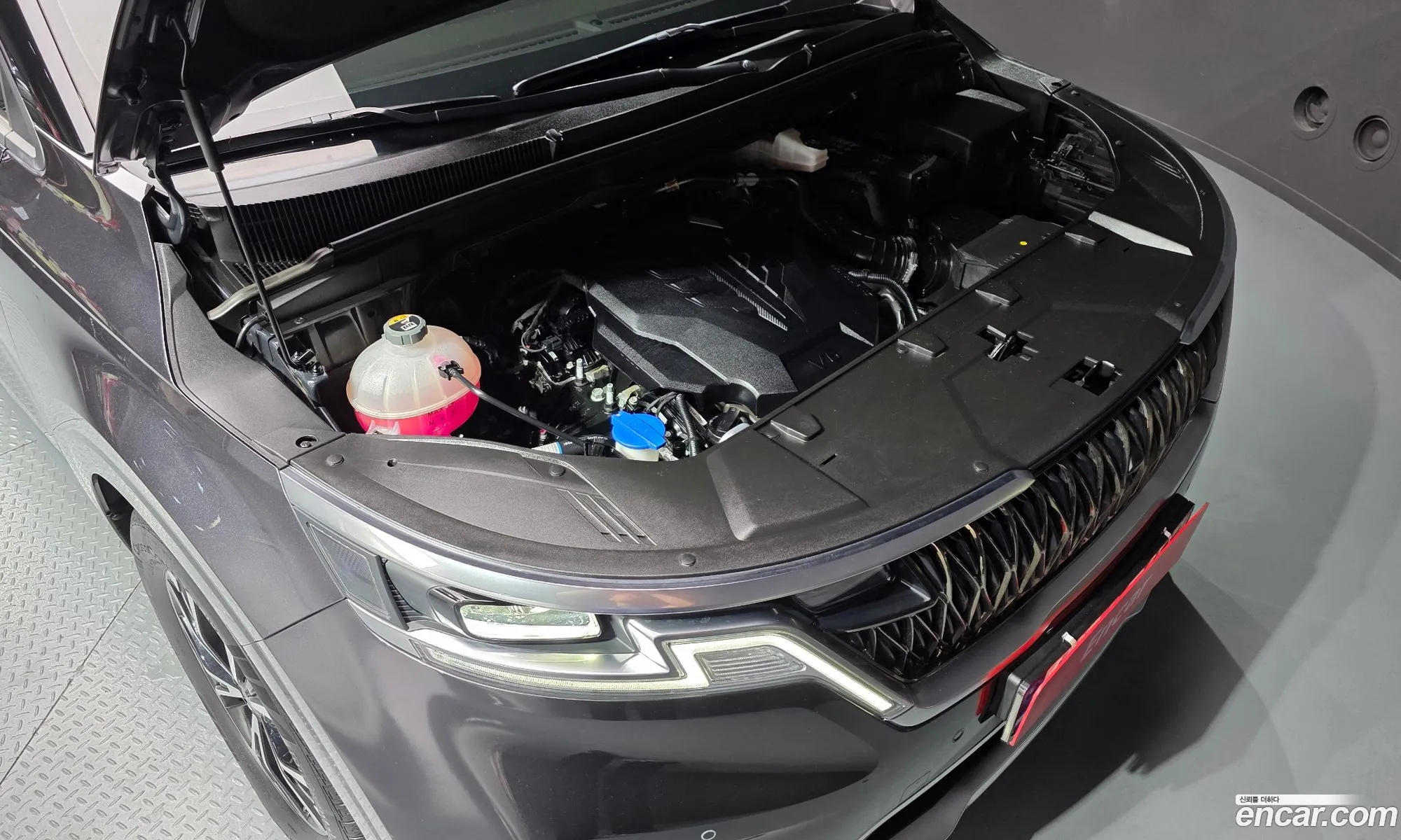 Kia Carnival 2021 — 17