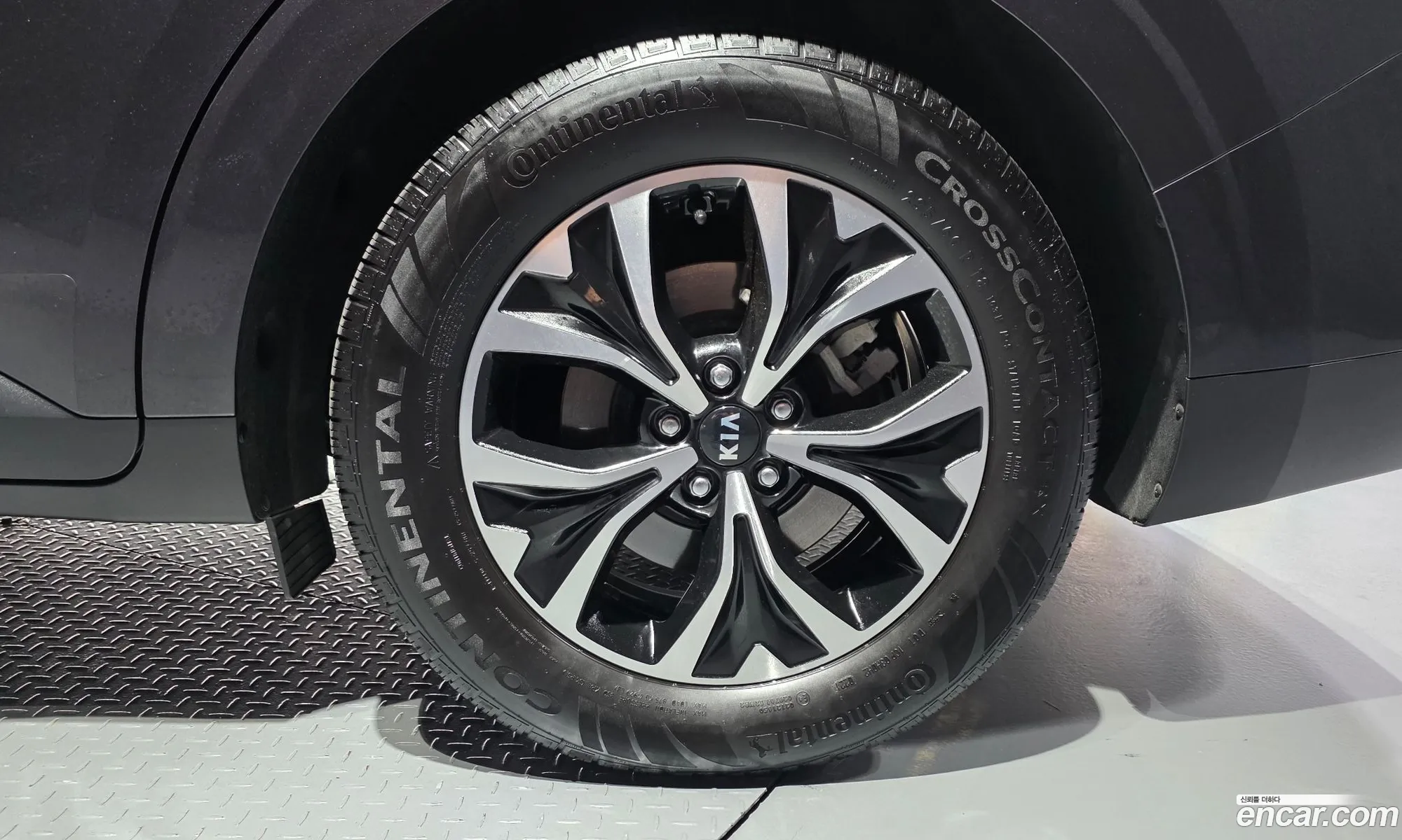 Kia Carnival 2021 — 28