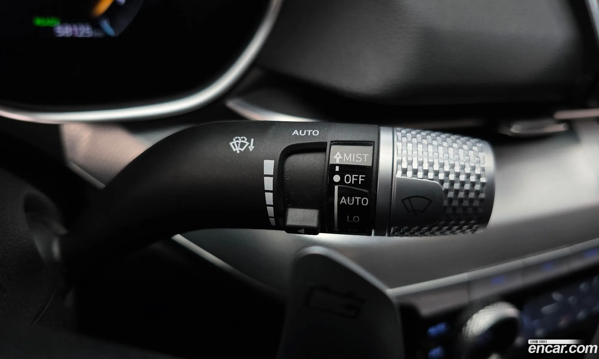 Genesis Electrified G80 2023 — 8