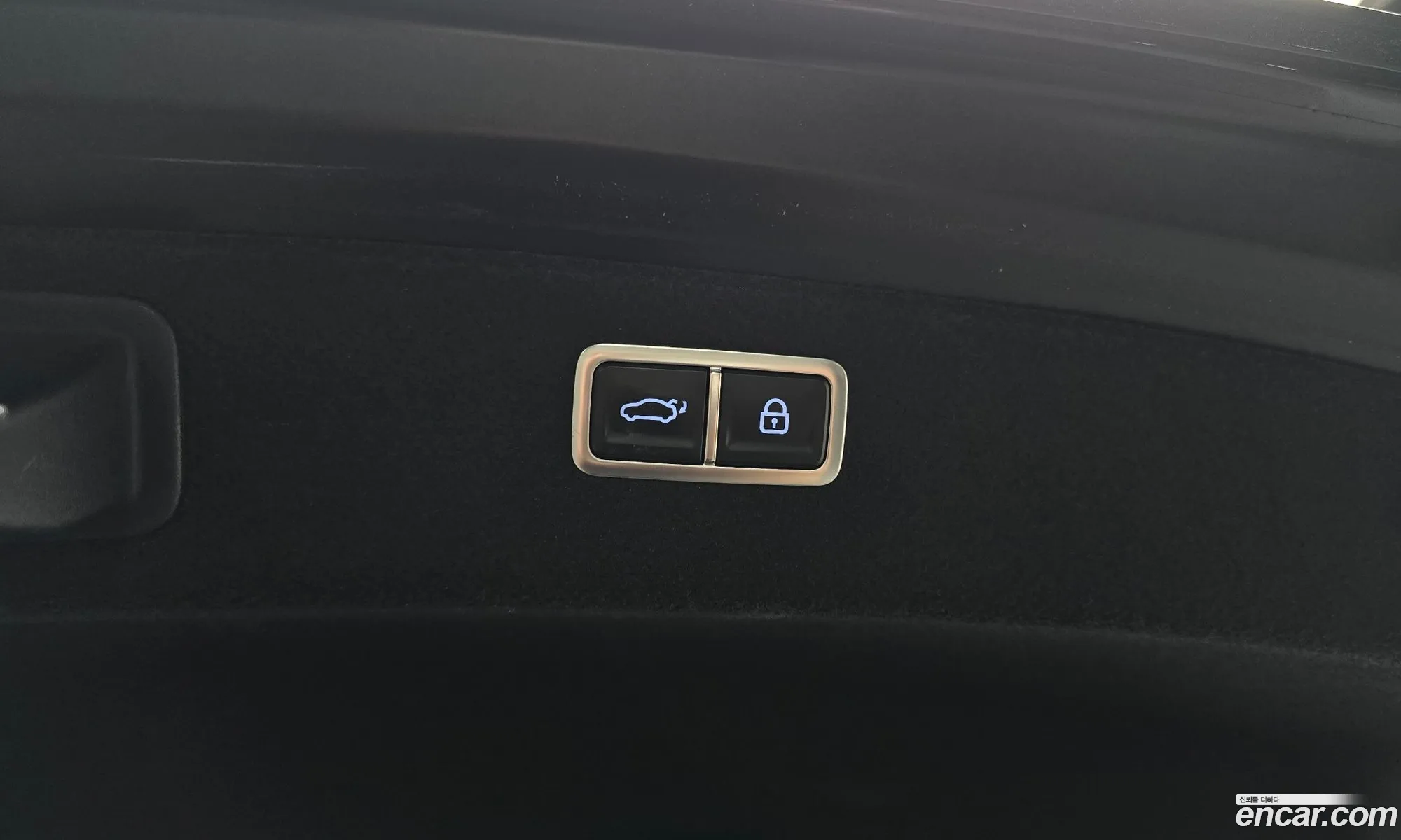 Genesis Electrified G80 2023 — 23