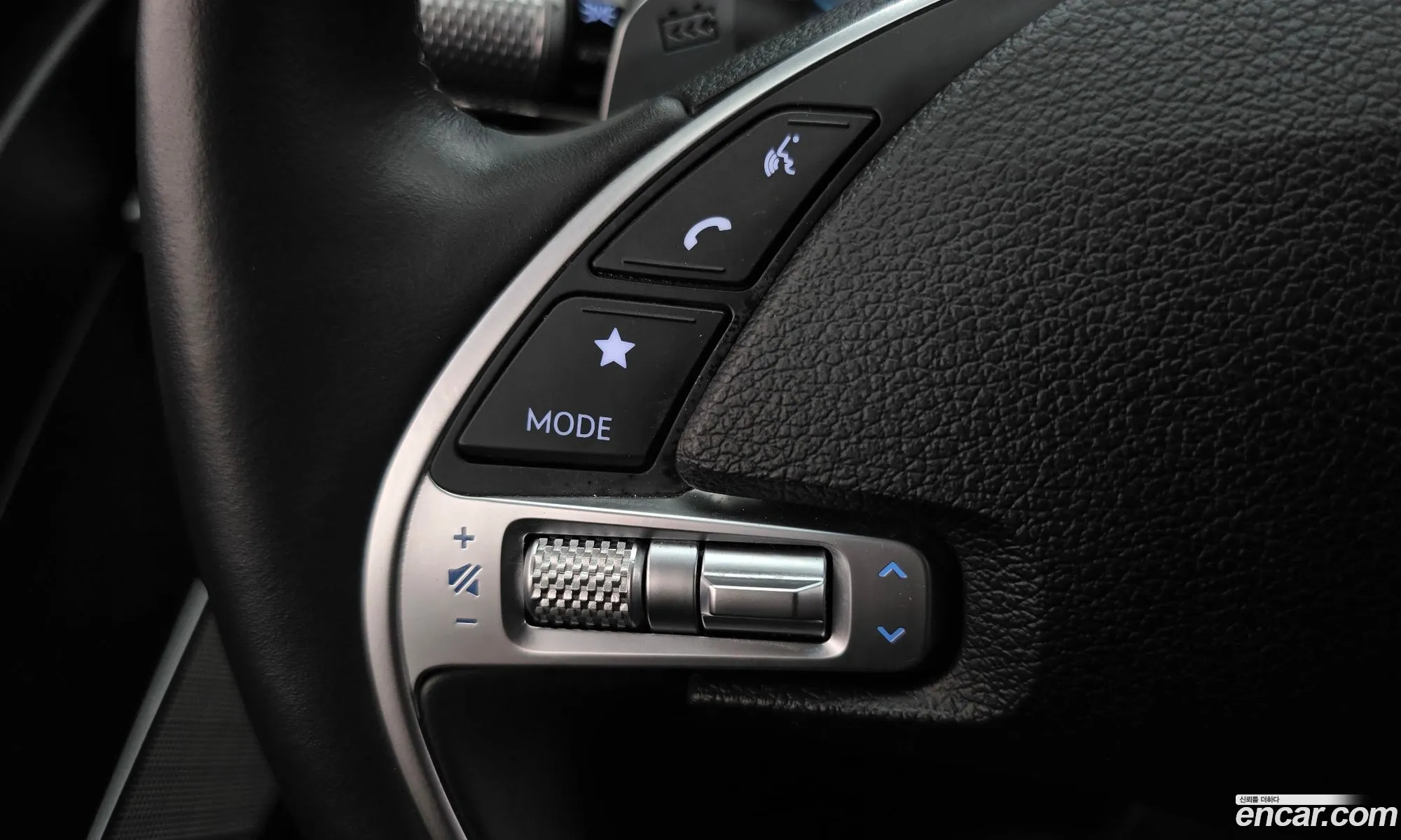 Genesis Electrified G80 2023 — 2