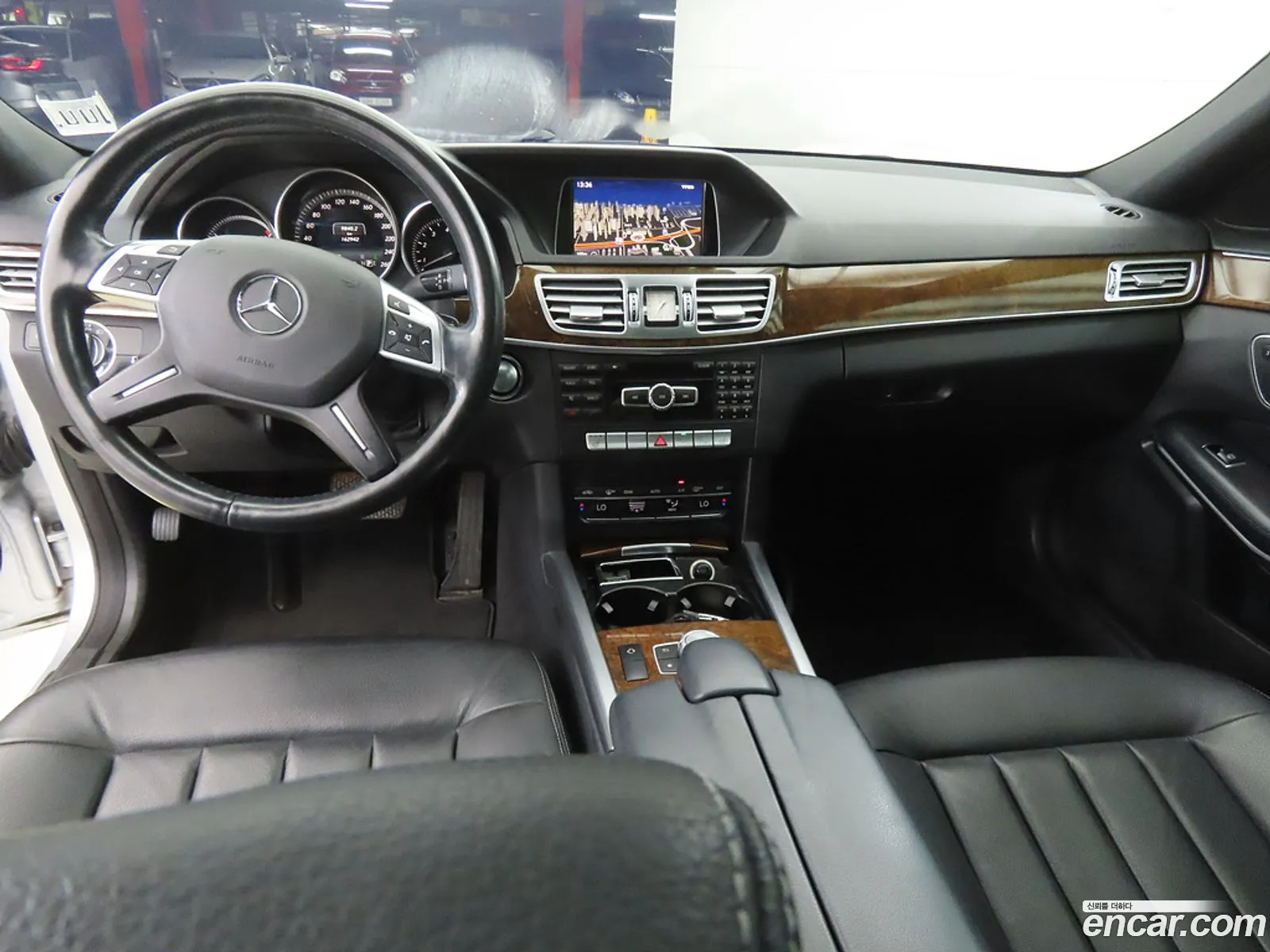 Mercedes-Benz E-Class W212 2014 — 20