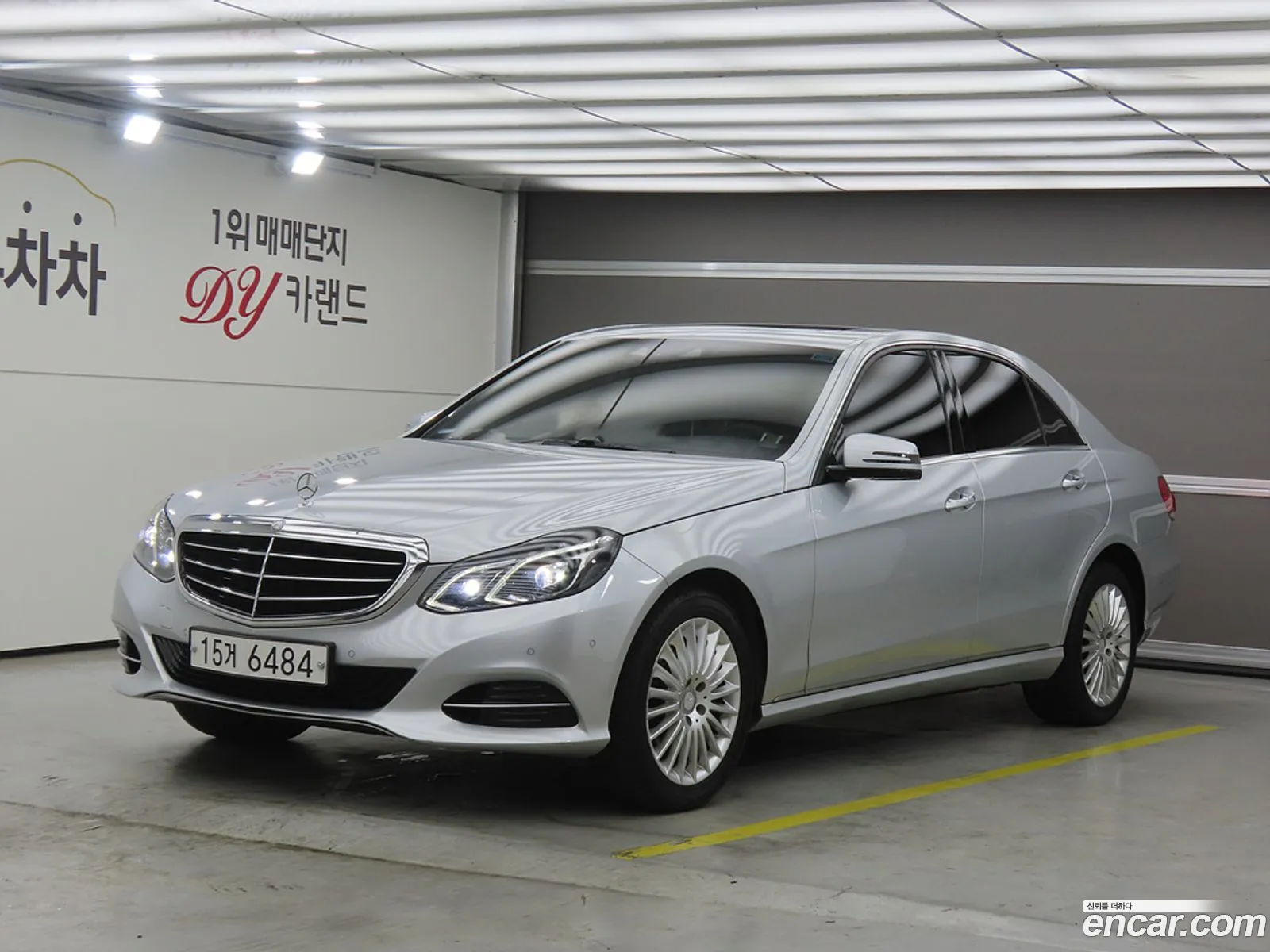 Mercedes-Benz E-Class W212 2014 — 19