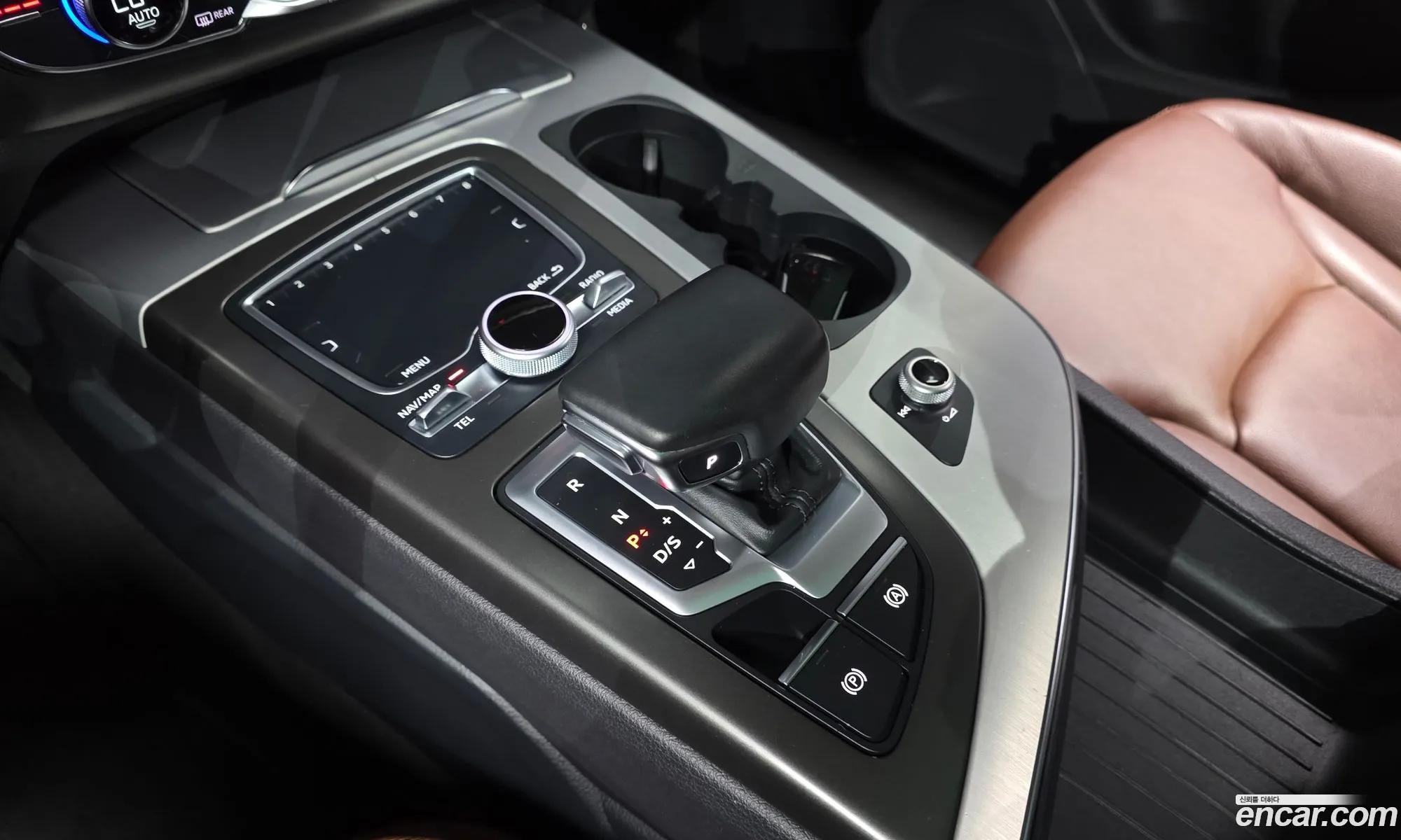 Audi Q7 2019 WAUZZZ4M9KD041833 — 3