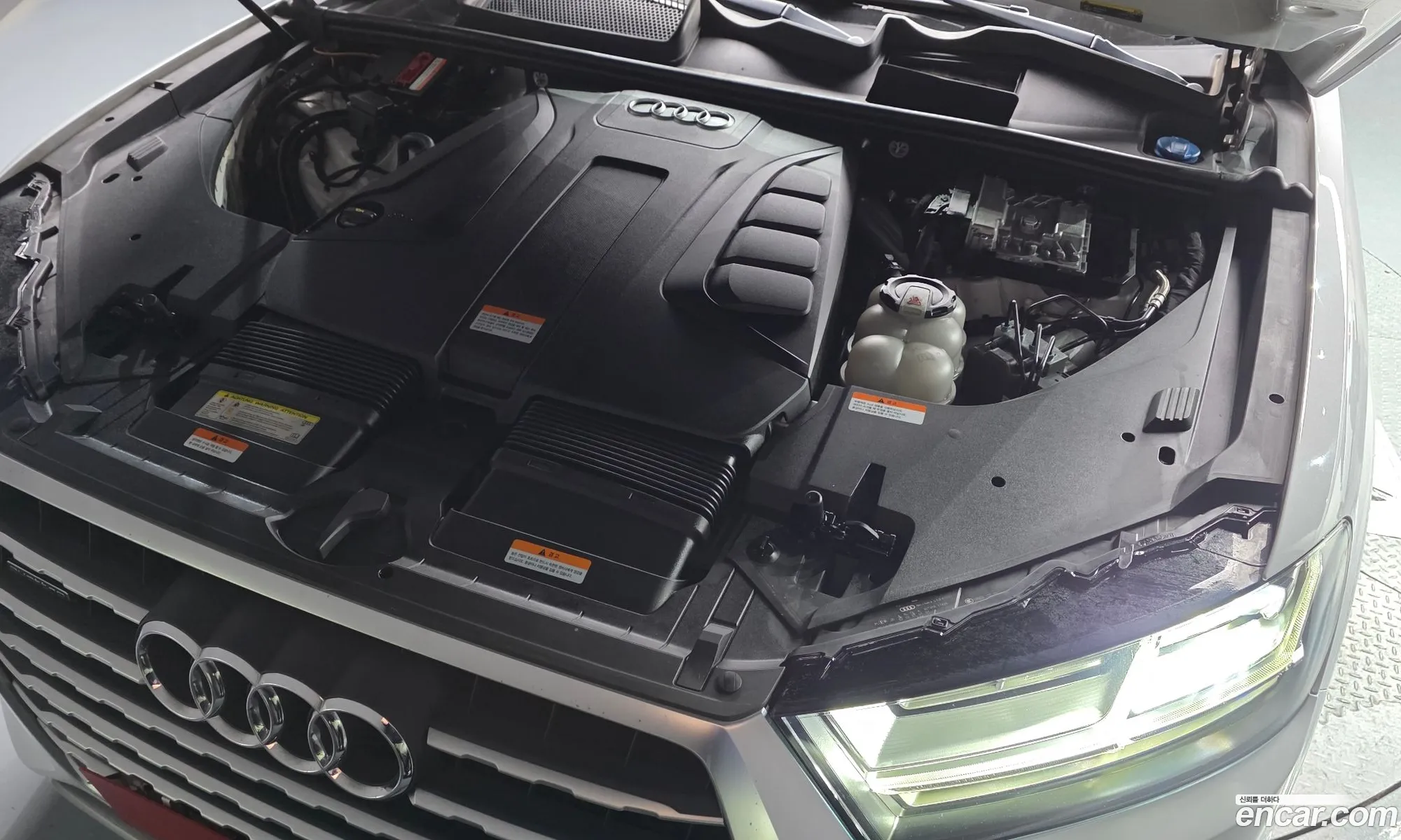 Audi Q7 2019 WAUZZZ4M9KD041833 — 12
