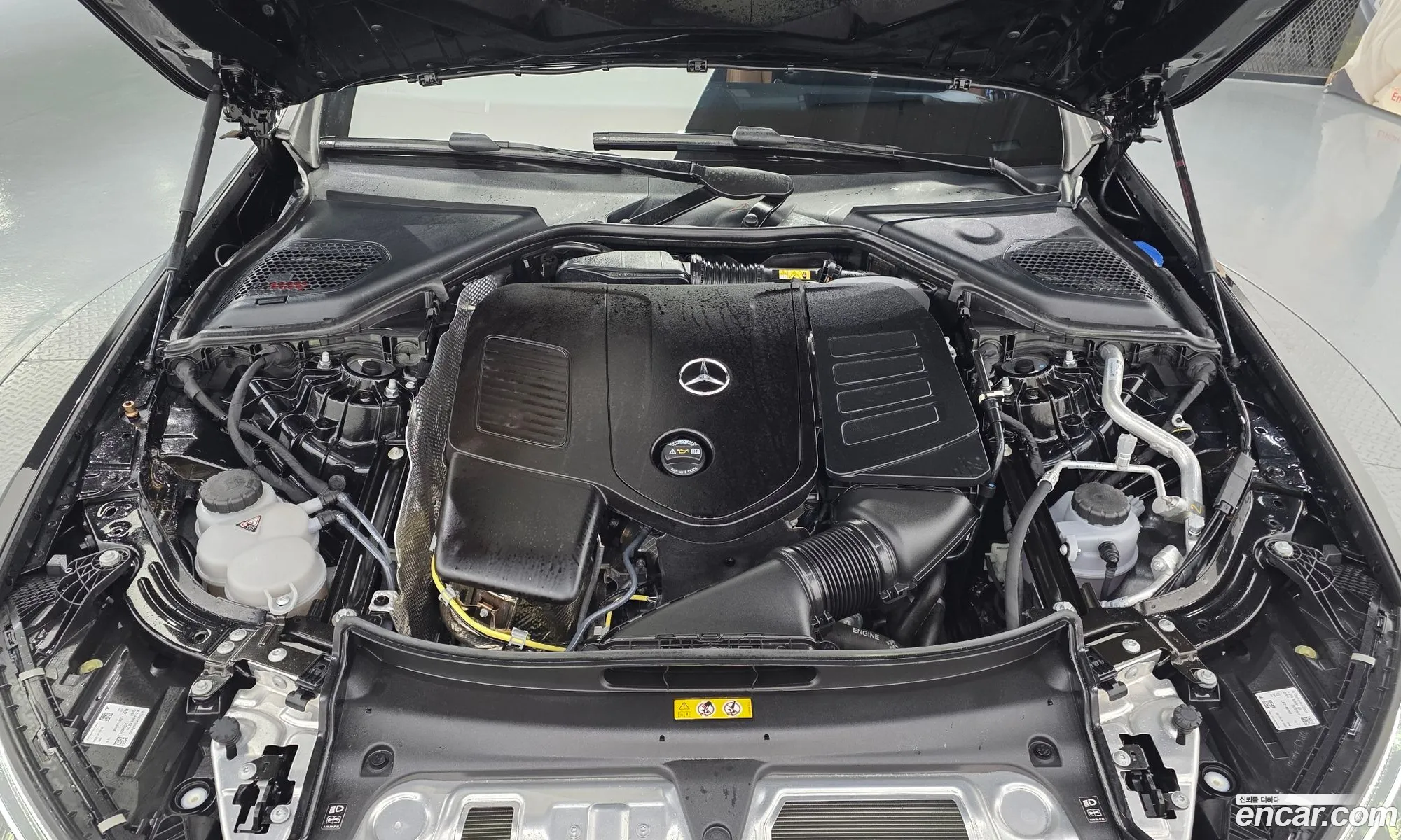 Mercedes-Benz E-Class W214 2025 — 7