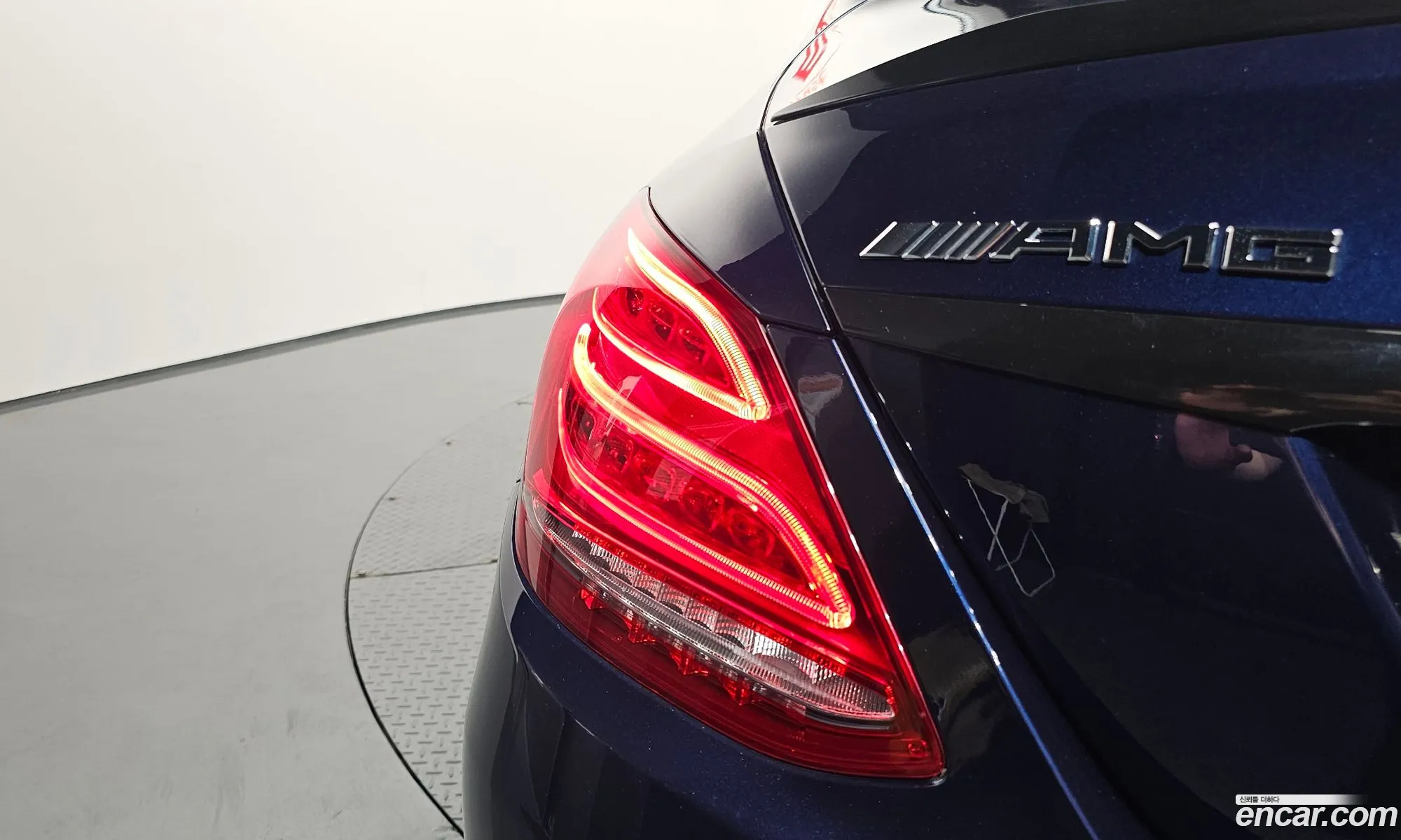 Mercedes-Benz C-Class W205 2018 — 19