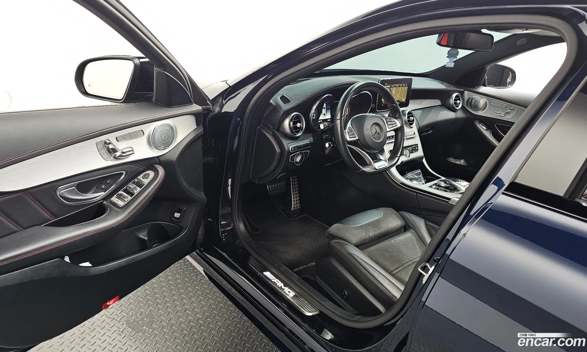 Mercedes-Benz C-Class W205 2018 — 17