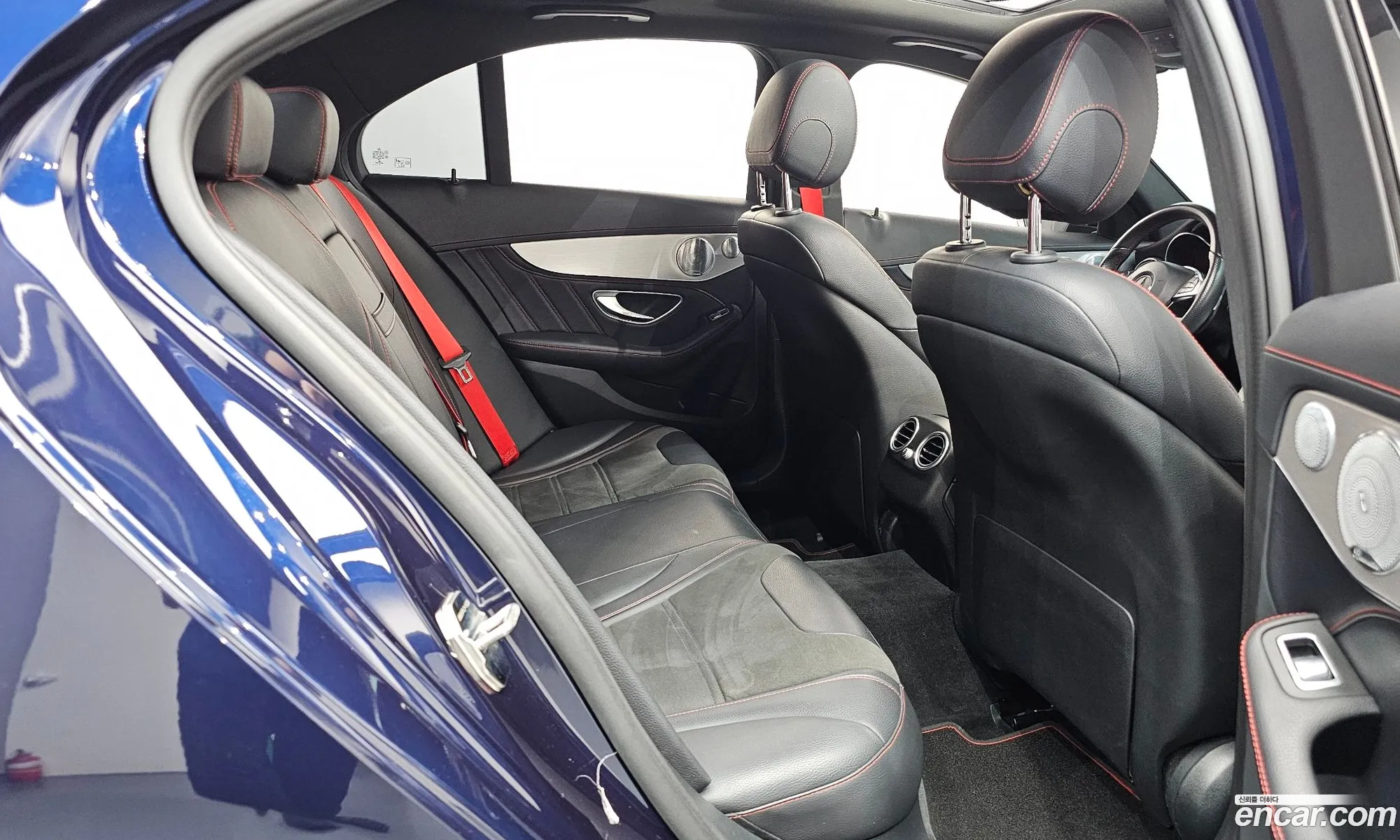 Mercedes-Benz C-Class W205 2018 — 22