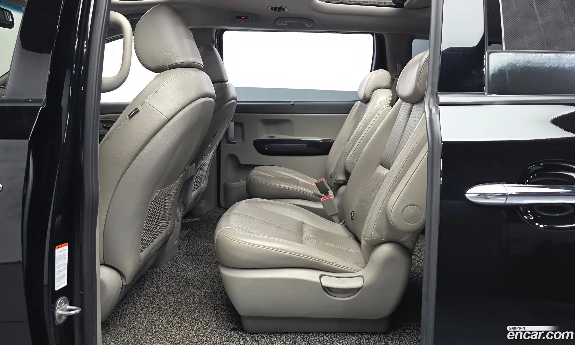 Kia Carnival 2015 KNAME81ABGS097973 — 9