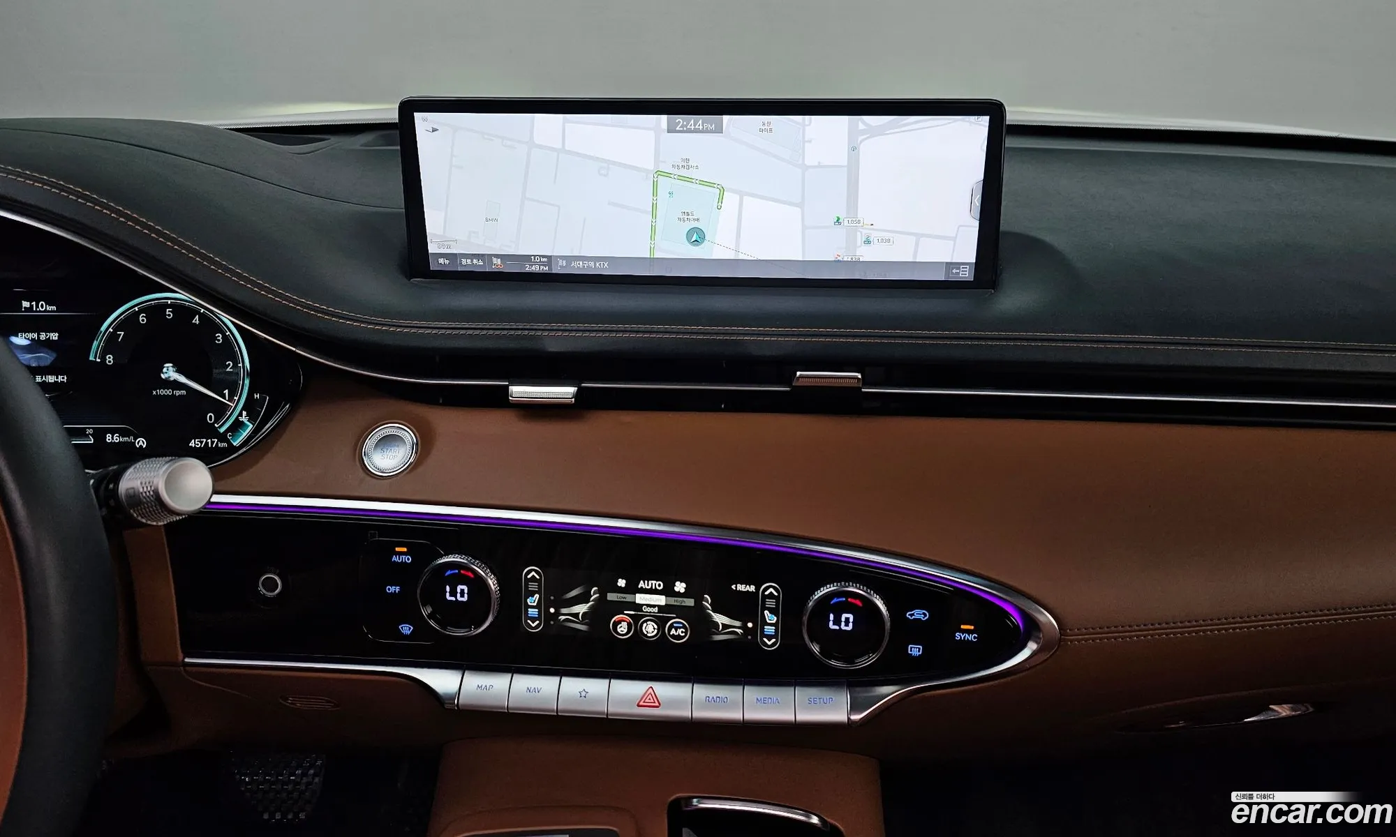 Genesis GV70 2022 — 22