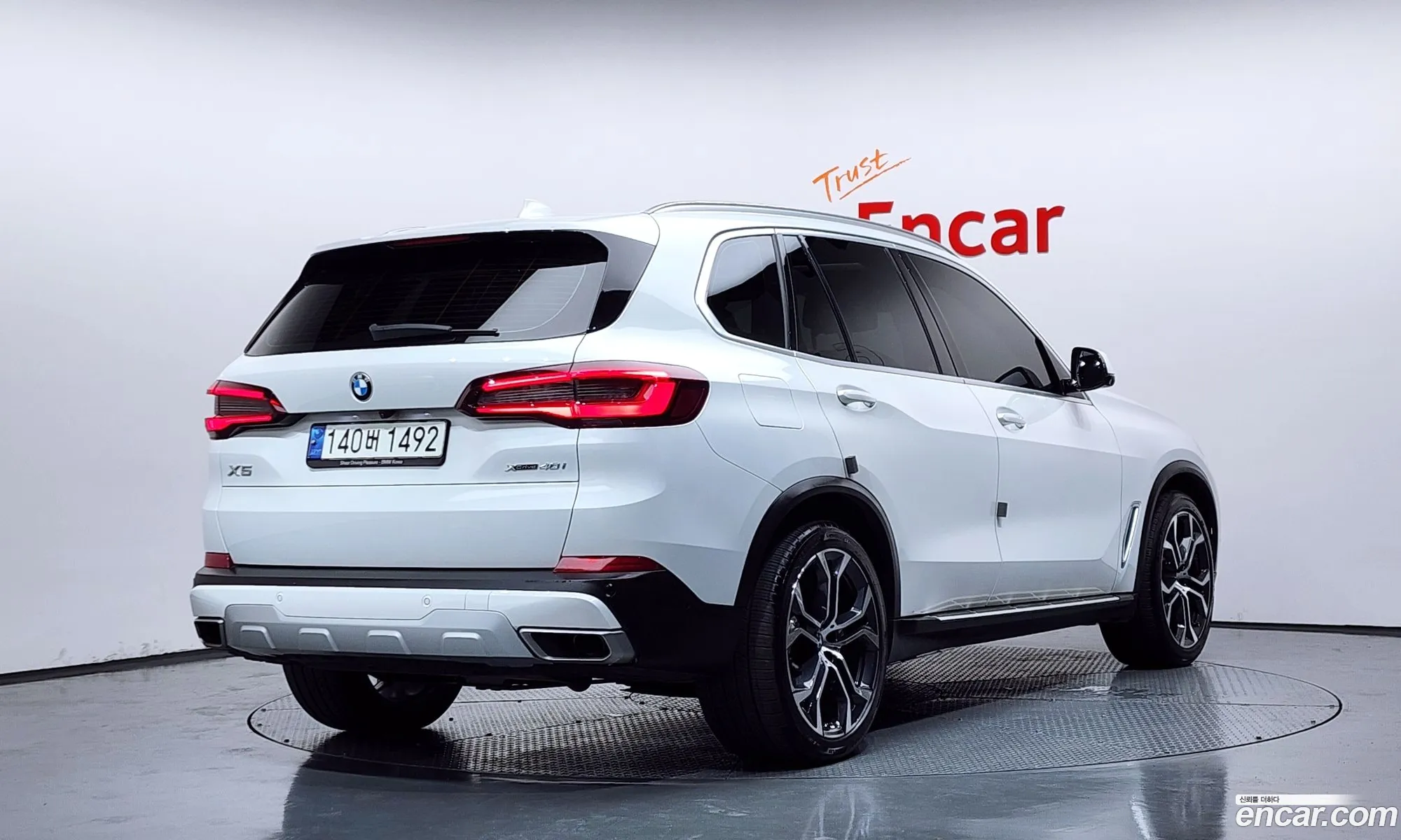 BMW X5 2021 WBACR6101M9E38323 — 10