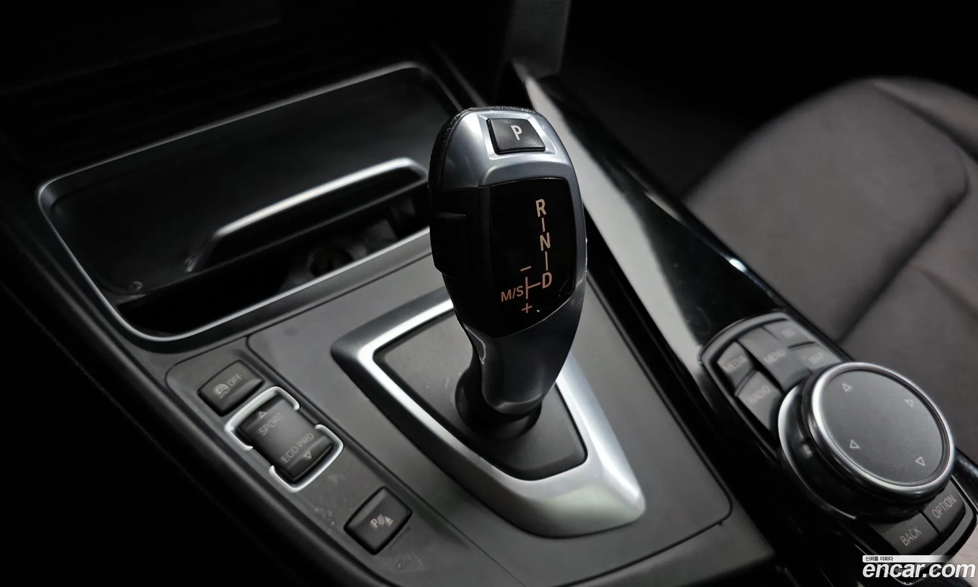 BMW 3 Series 2016 WBA8D1105GK655939 — 17