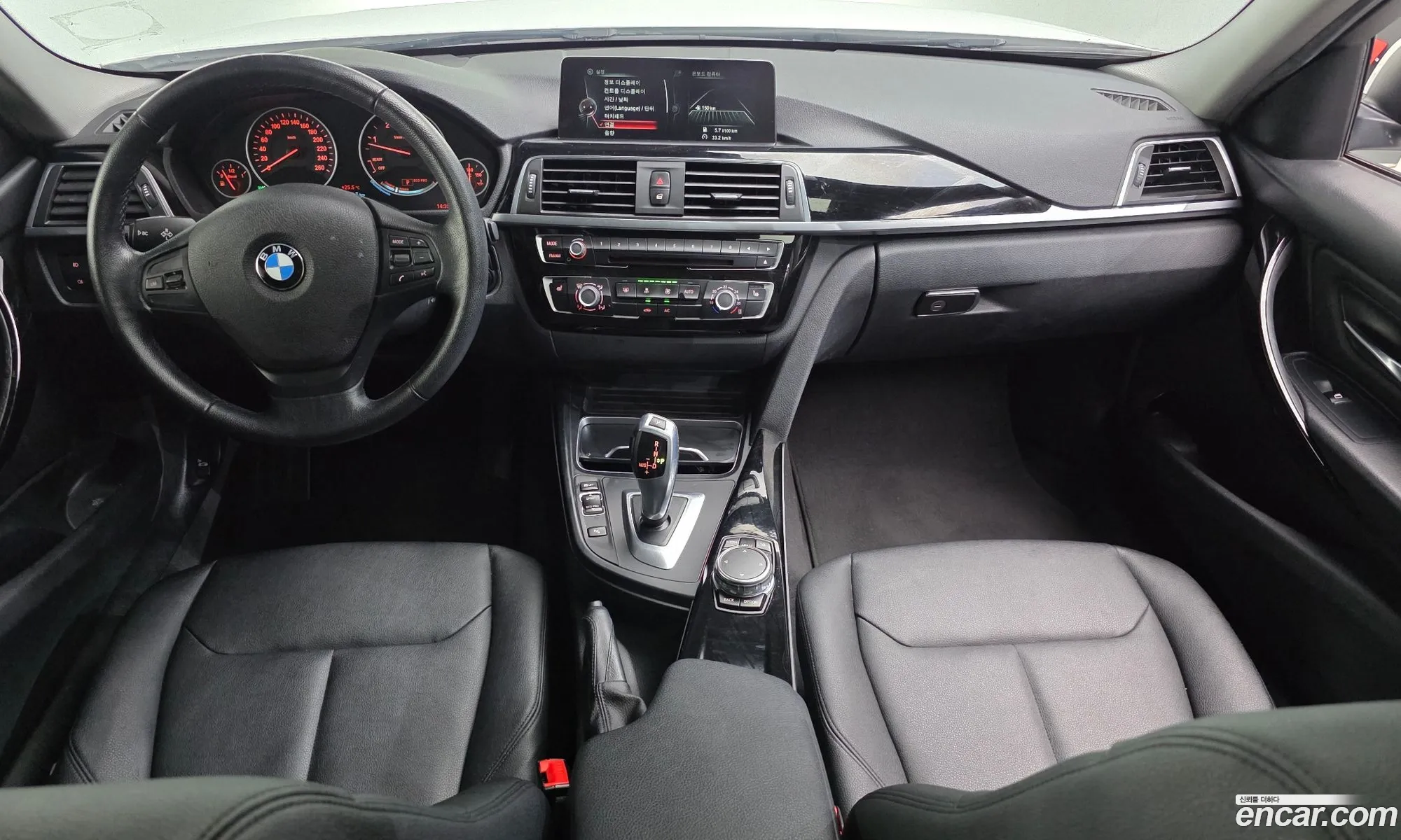 BMW 3 Series 2016 WBA8D1105GK655939 — 4