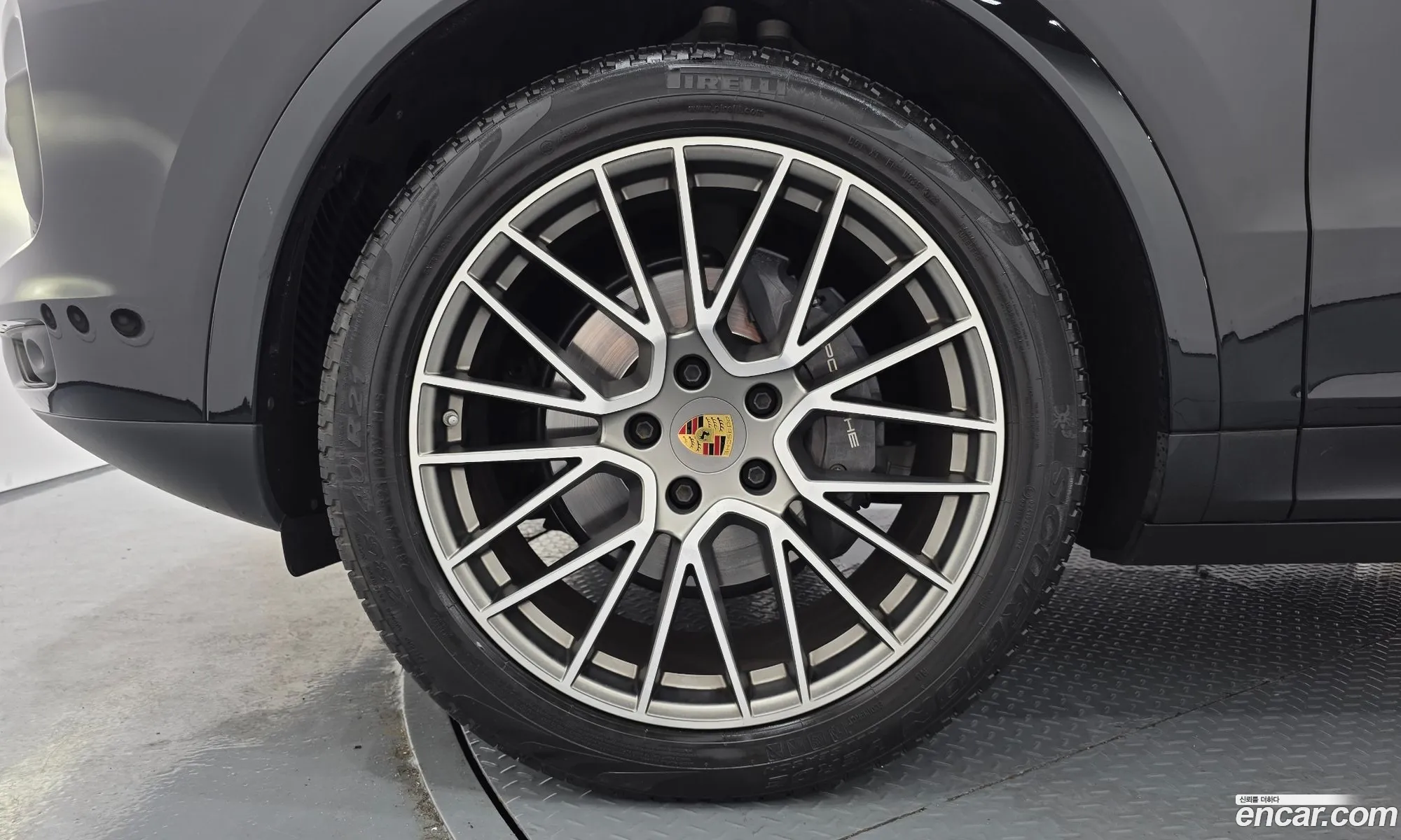 Porsche Cayenne 2023 WP1AA29Y9PDA06824 — 17