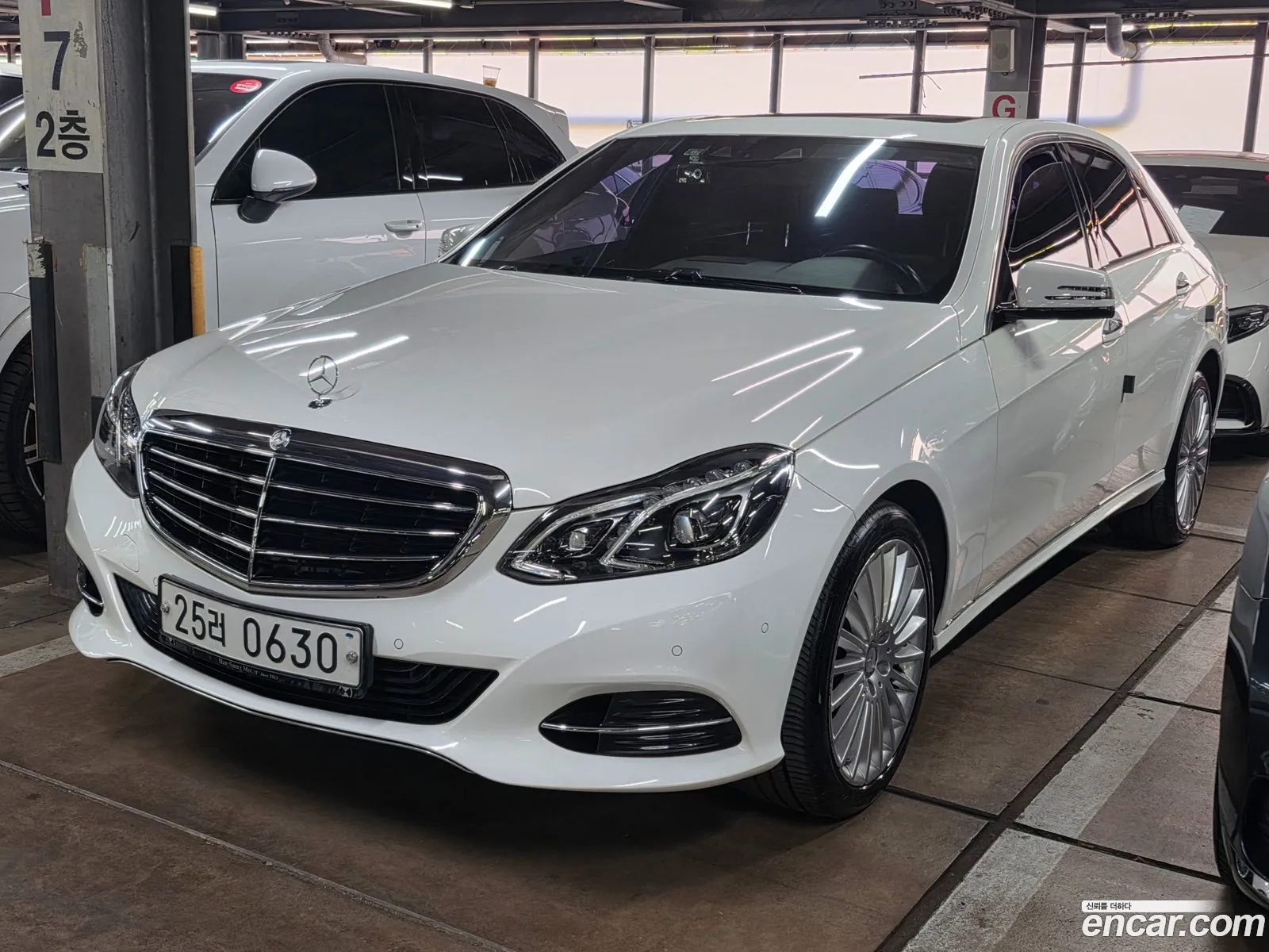 Mercedes-Benz E-Class W212 2015 — 15