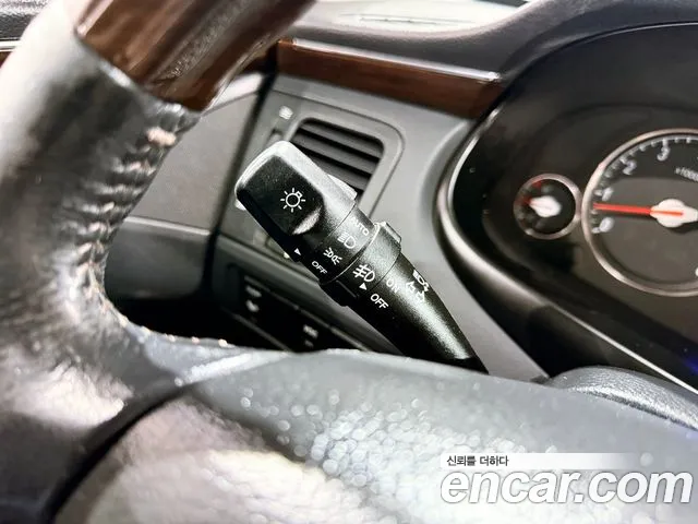 Hyundai The Luxury Grandeur