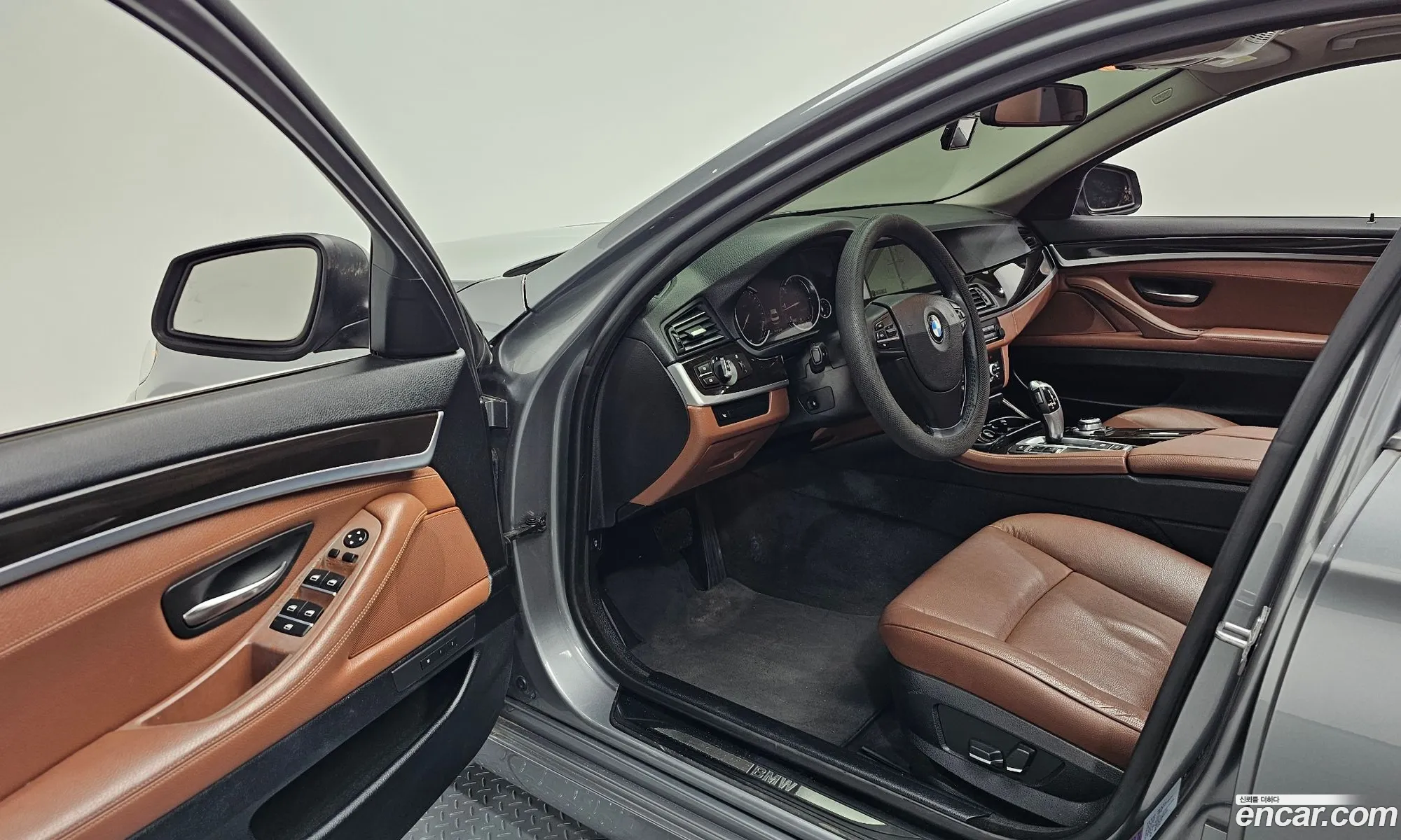 BMW 5 Series 2013 WBAFW1103DDY59818 — 2