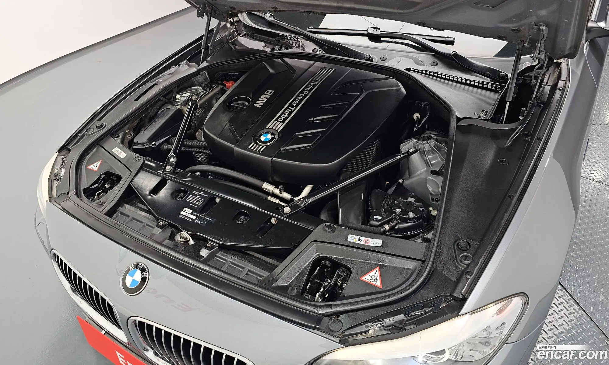 BMW 5 Series 2013 WBAFW1103DDY59818 — 8