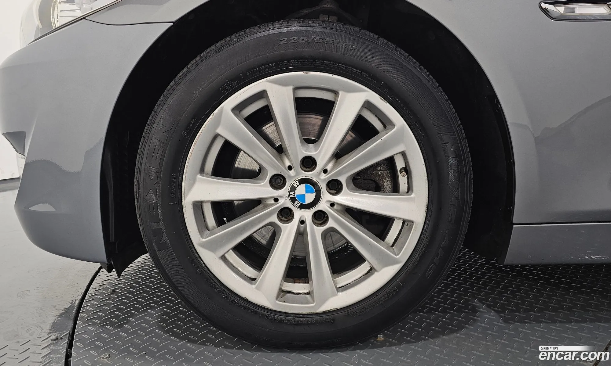 BMW 5 Series 2013 WBAFW1103DDY59818 — 12